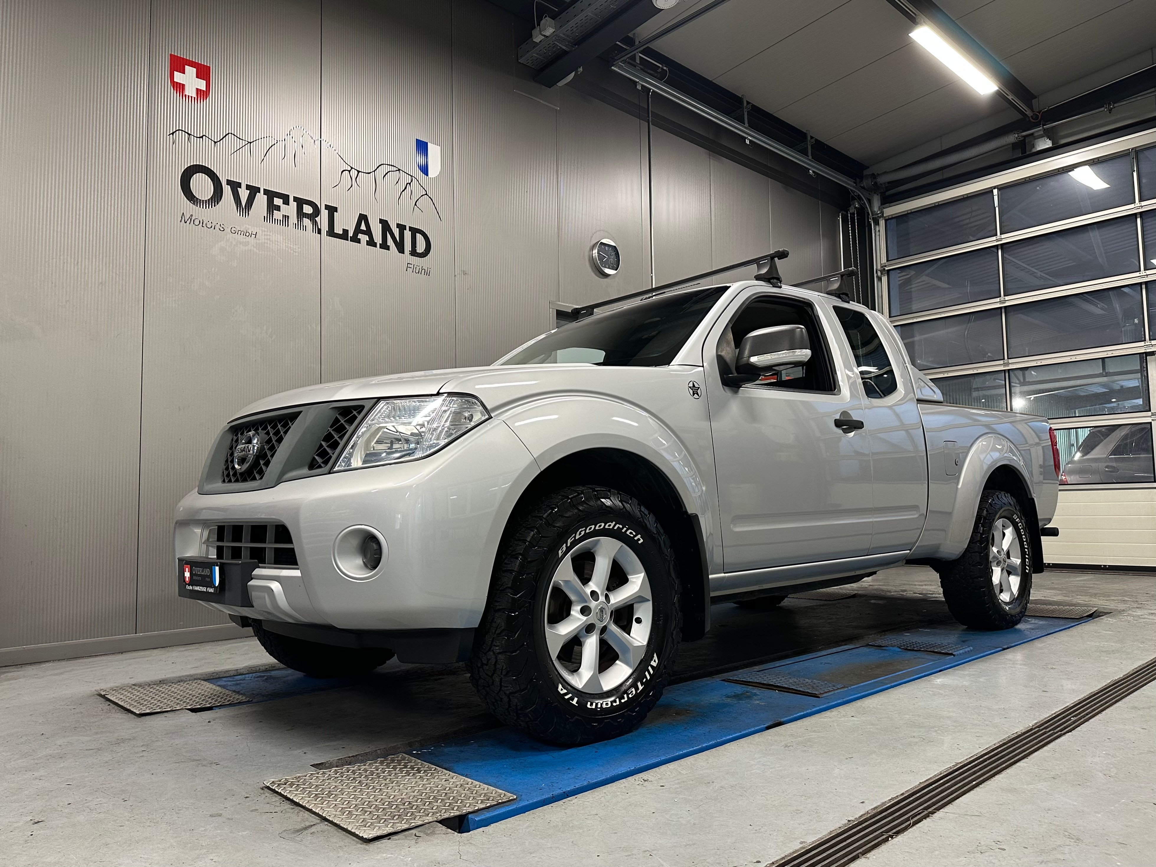 NISSAN Navara King Cab XE 2.5 dCi 4WD