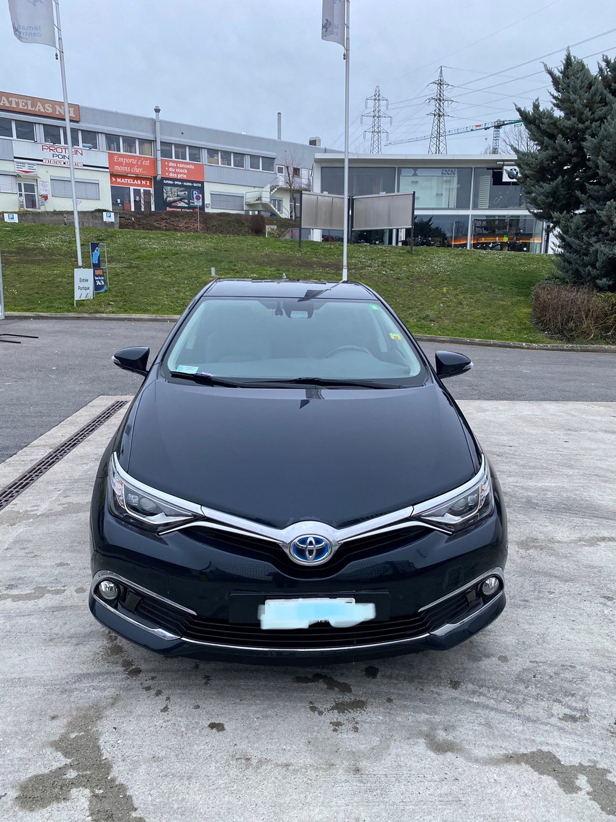 TOYOTA AURIS