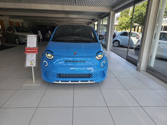 FIAT Abarth 500e Turismo