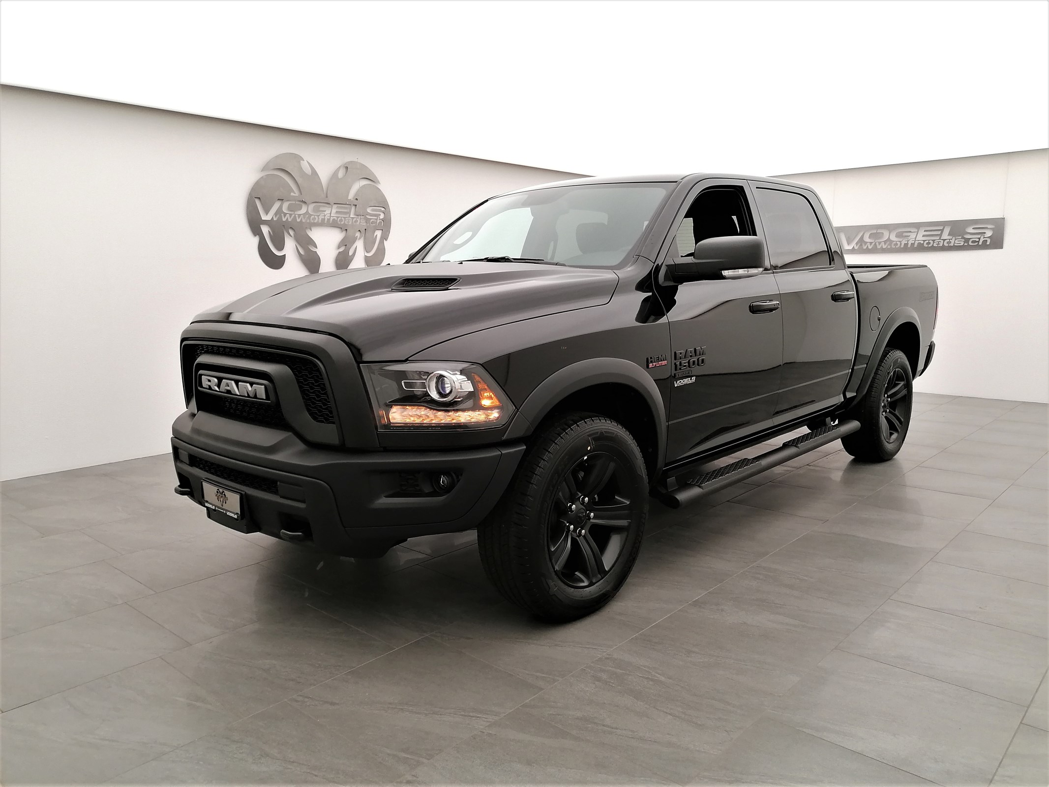 DODGE Ram 1500 5.7 Warlock Crew Cab