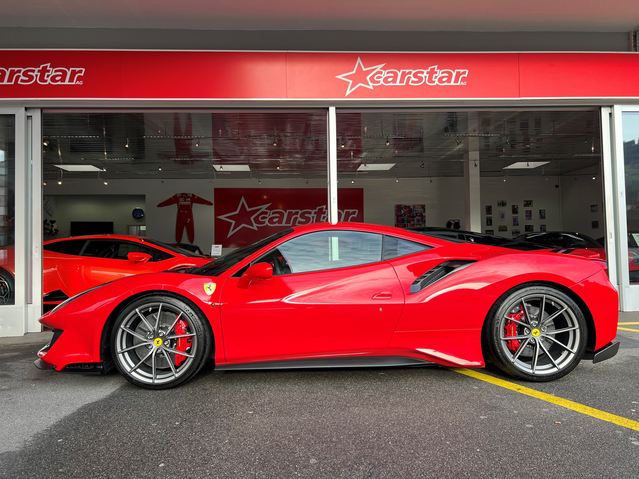 FERRARI 488 Pista 3.9 V8