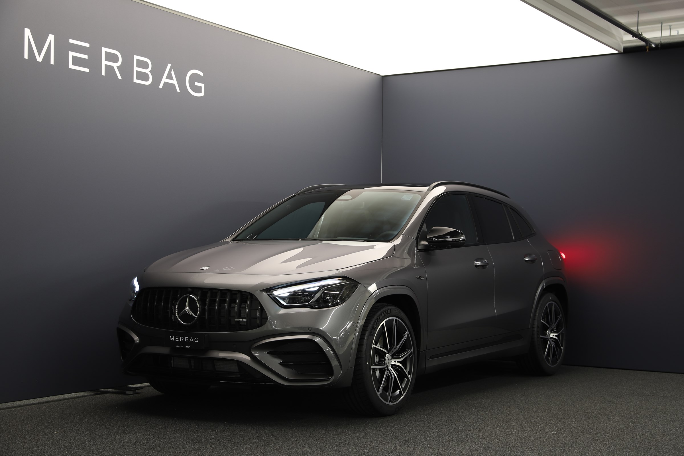 MERCEDES-BENZ GLA AMG 35 4Matic 8G-DCT