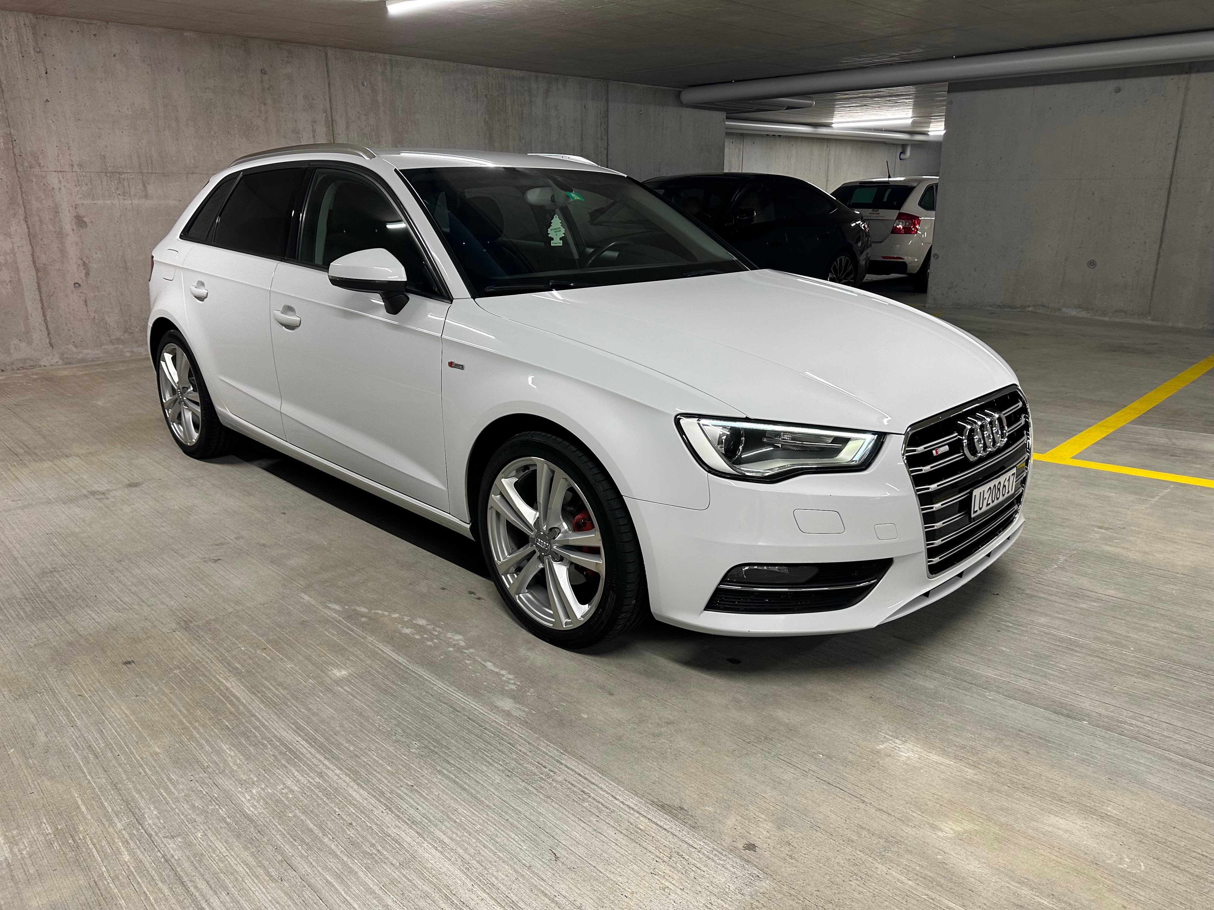 AUDI A3 Sportback 1.6 TDI Automat S Tronic