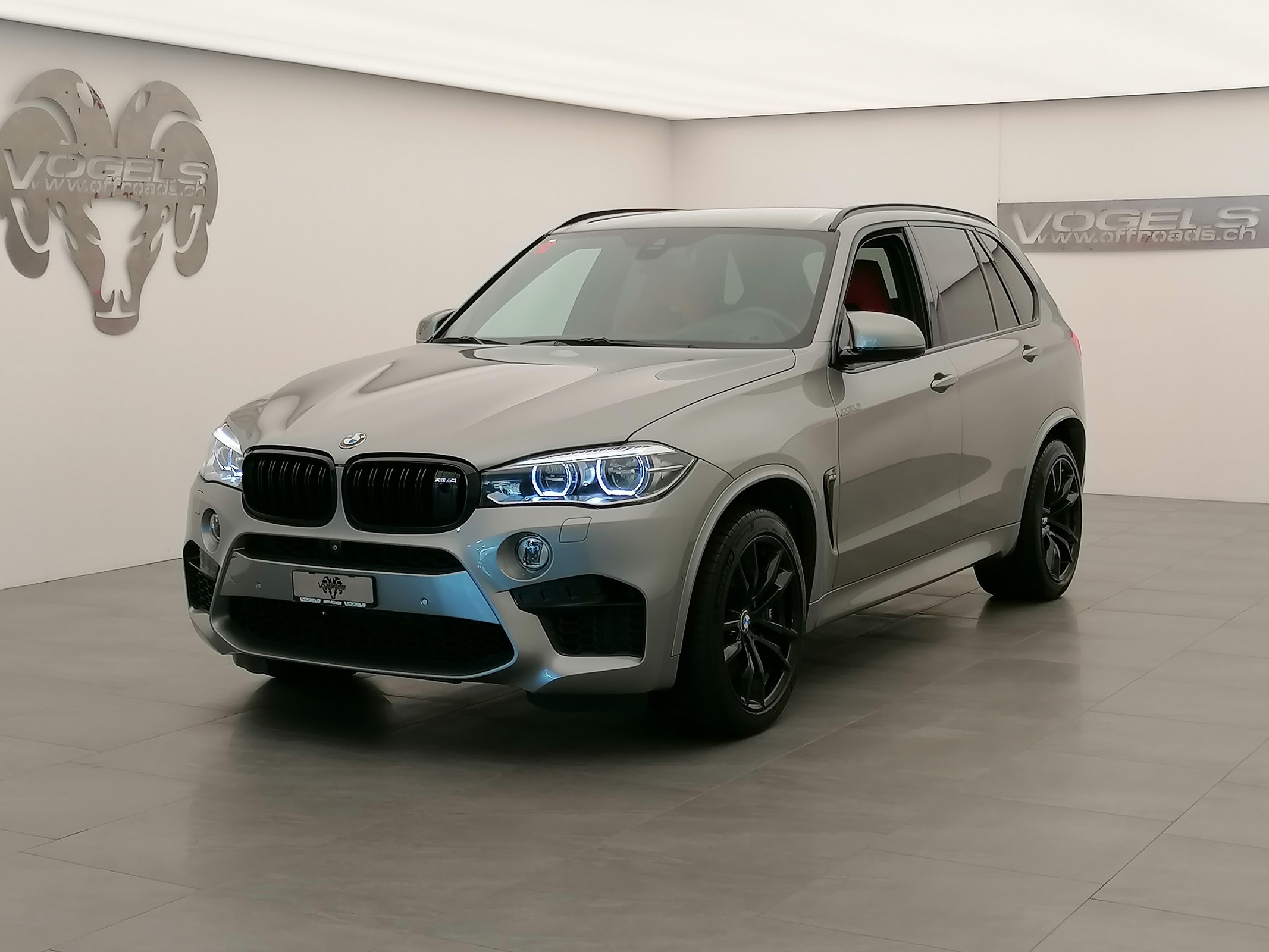 BMW xDrive 50i