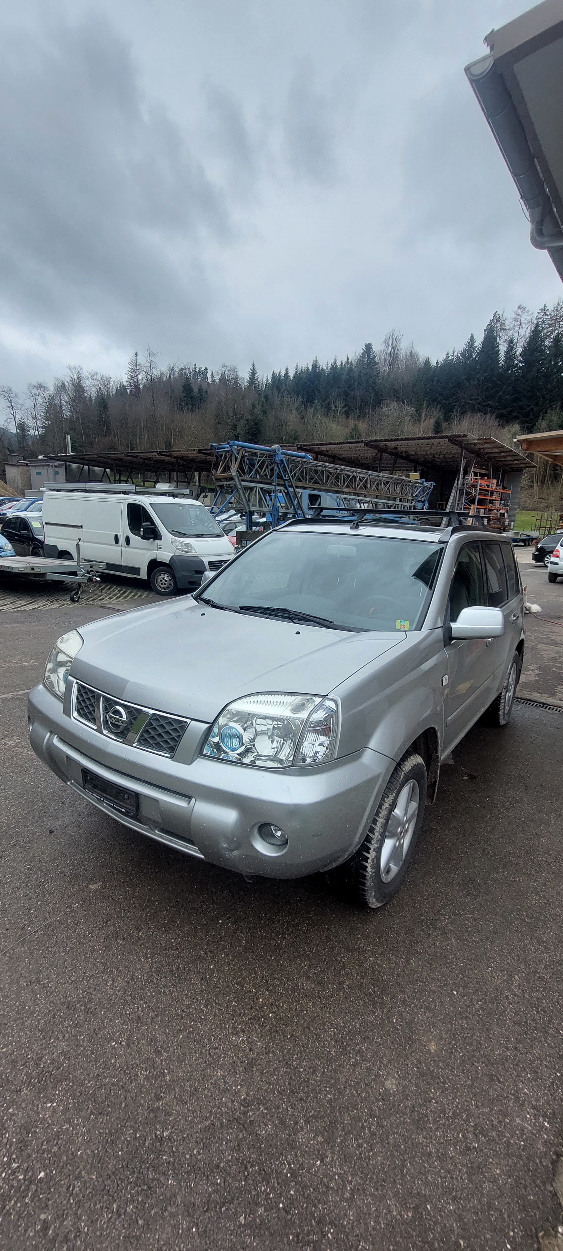 NISSAN X-TRAIL