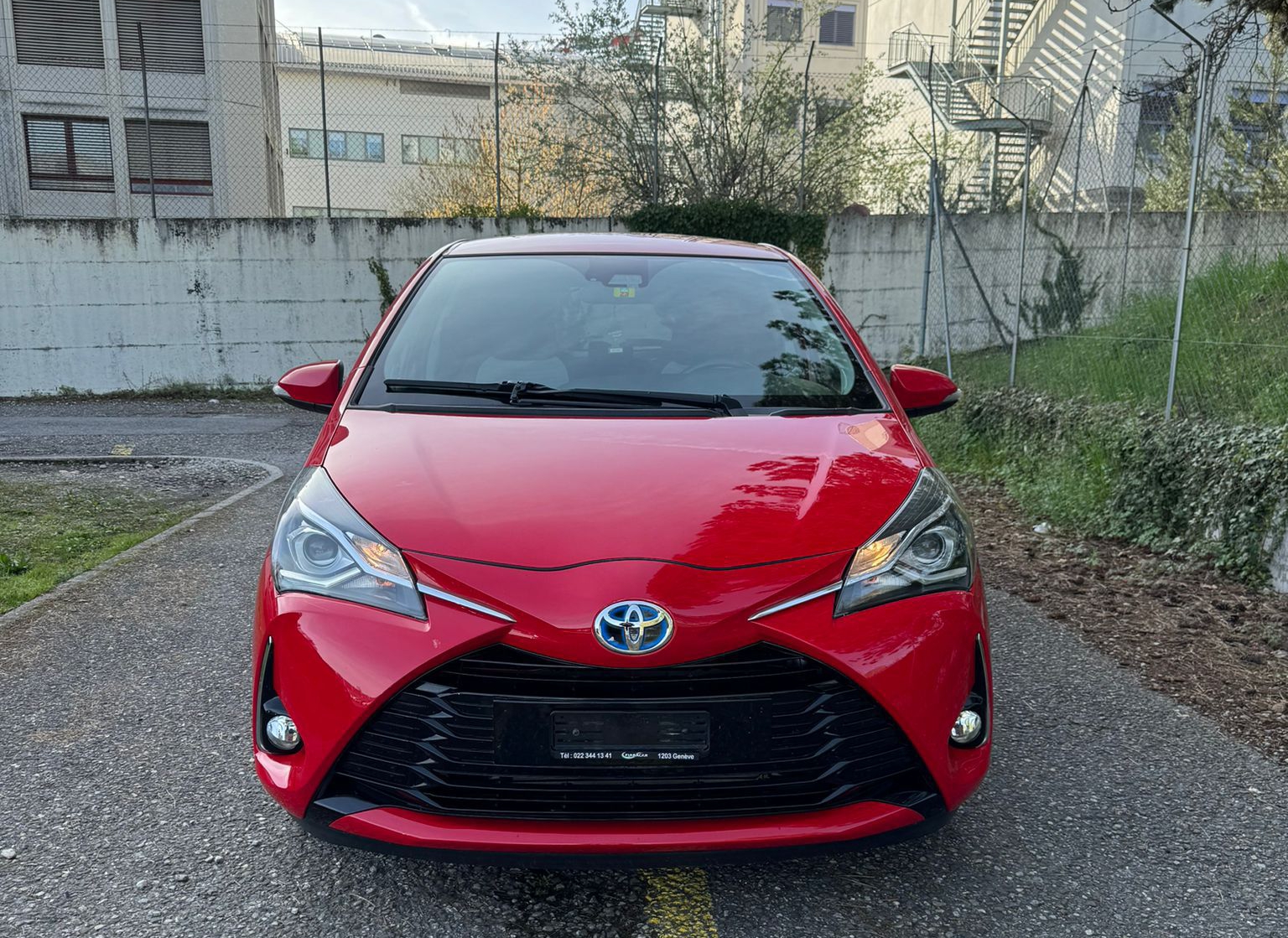 TOYOTA Yaris 1.5 VVT-i Hybrid Trend e-CVT