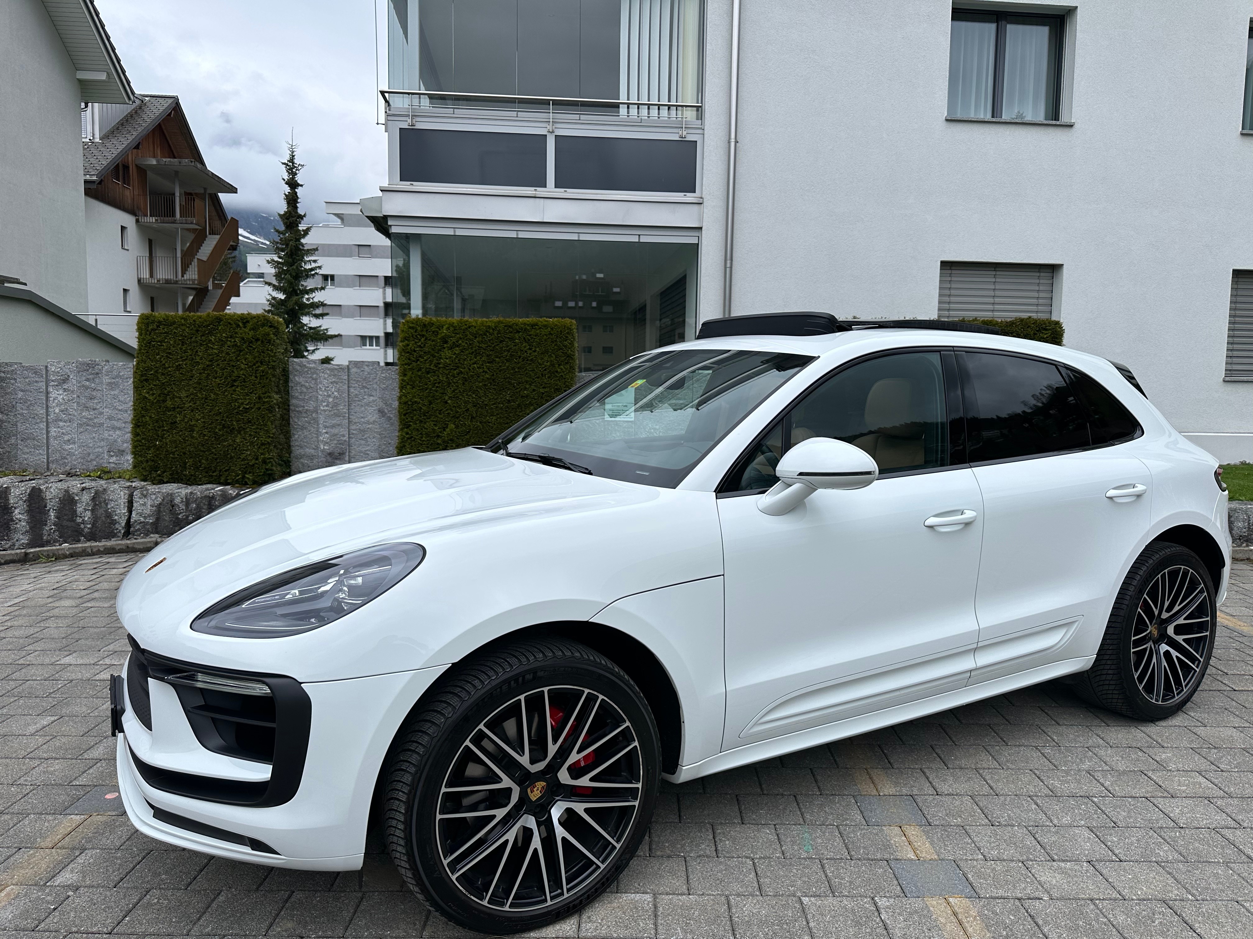 PORSCHE Macan S PDK