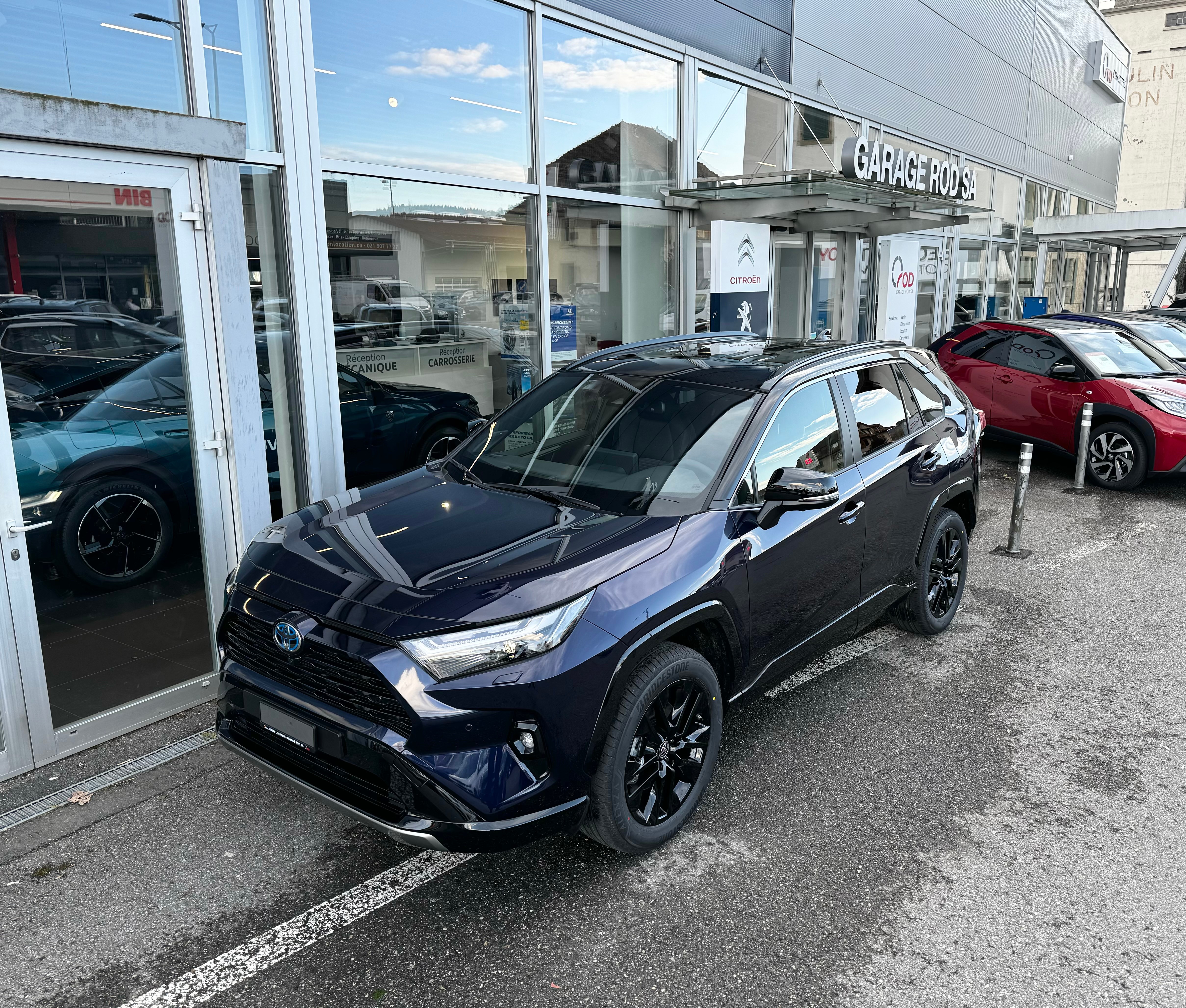 TOYOTA RAV-4 2.5 HSD Style e-CVT 4WD