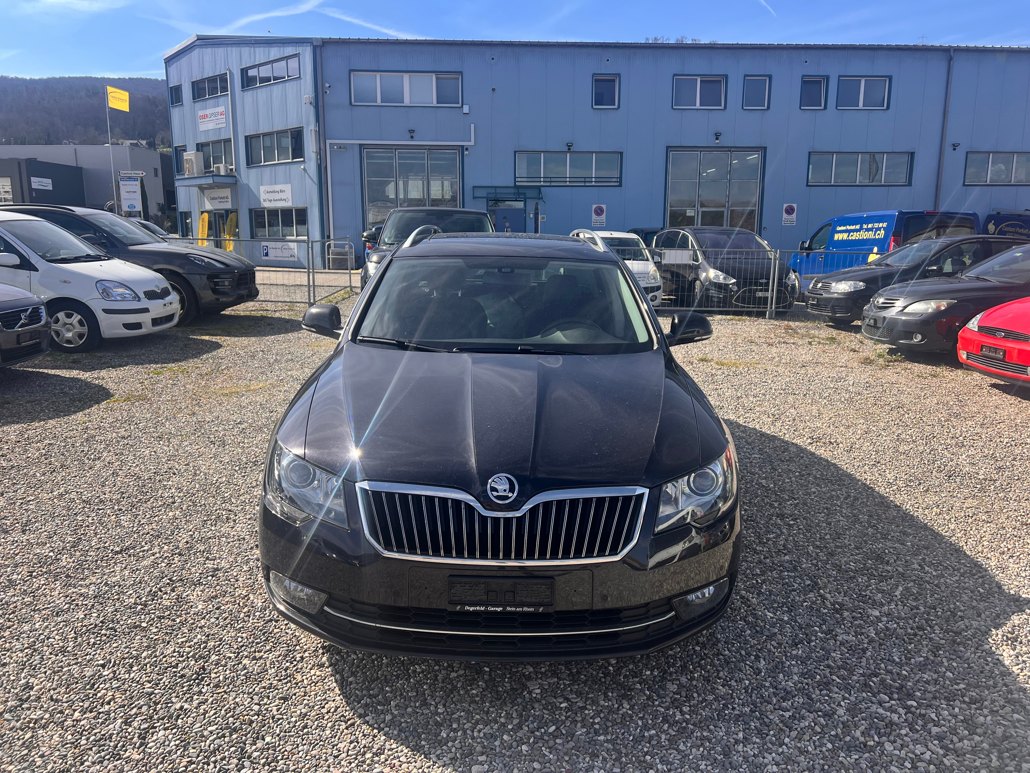 SKODA Superb Combi 2.0 TDi Elegance 4x4 DSG