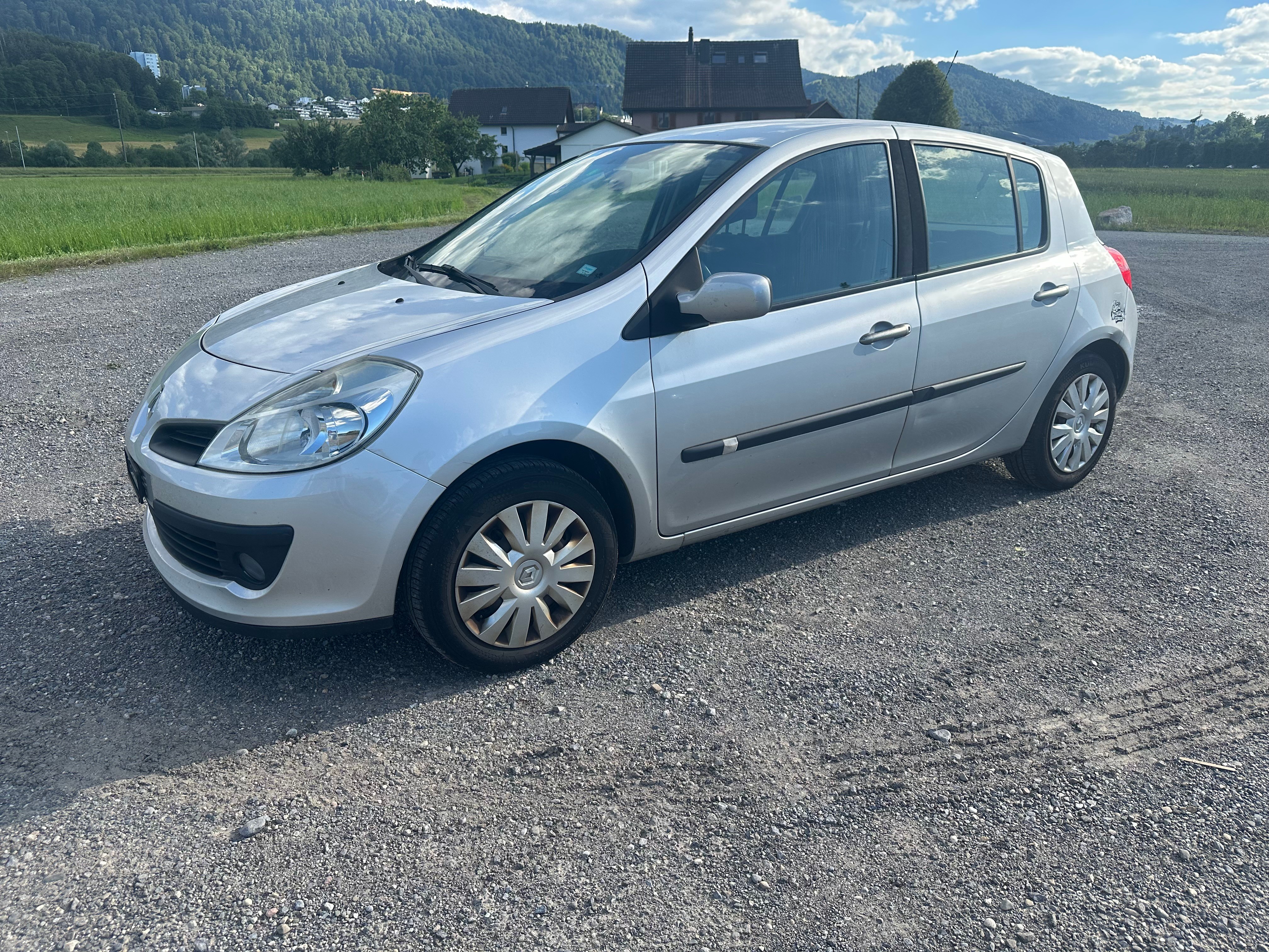 RENAULT Clio 1.5 dCi Dynamique