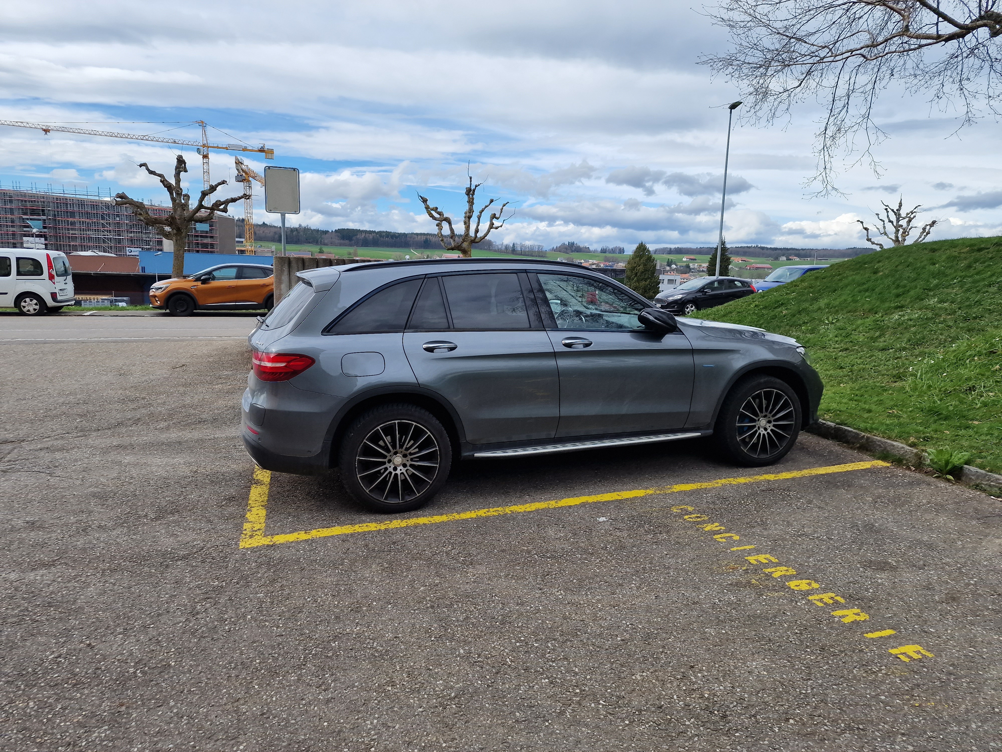 MERCEDES-BENZ GLC 350 e AMG Line 4Matic 7G-Tronic