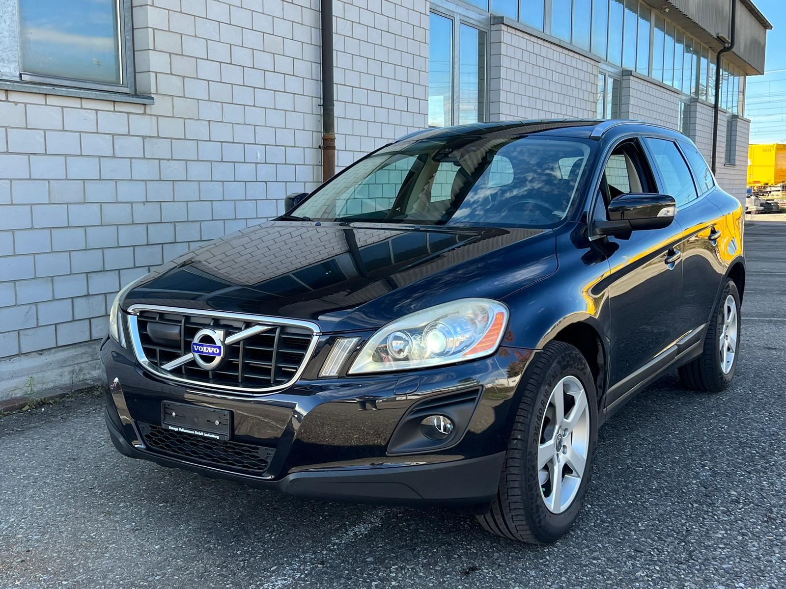 VOLVO XC60 D5 AWD Summum Geartronic