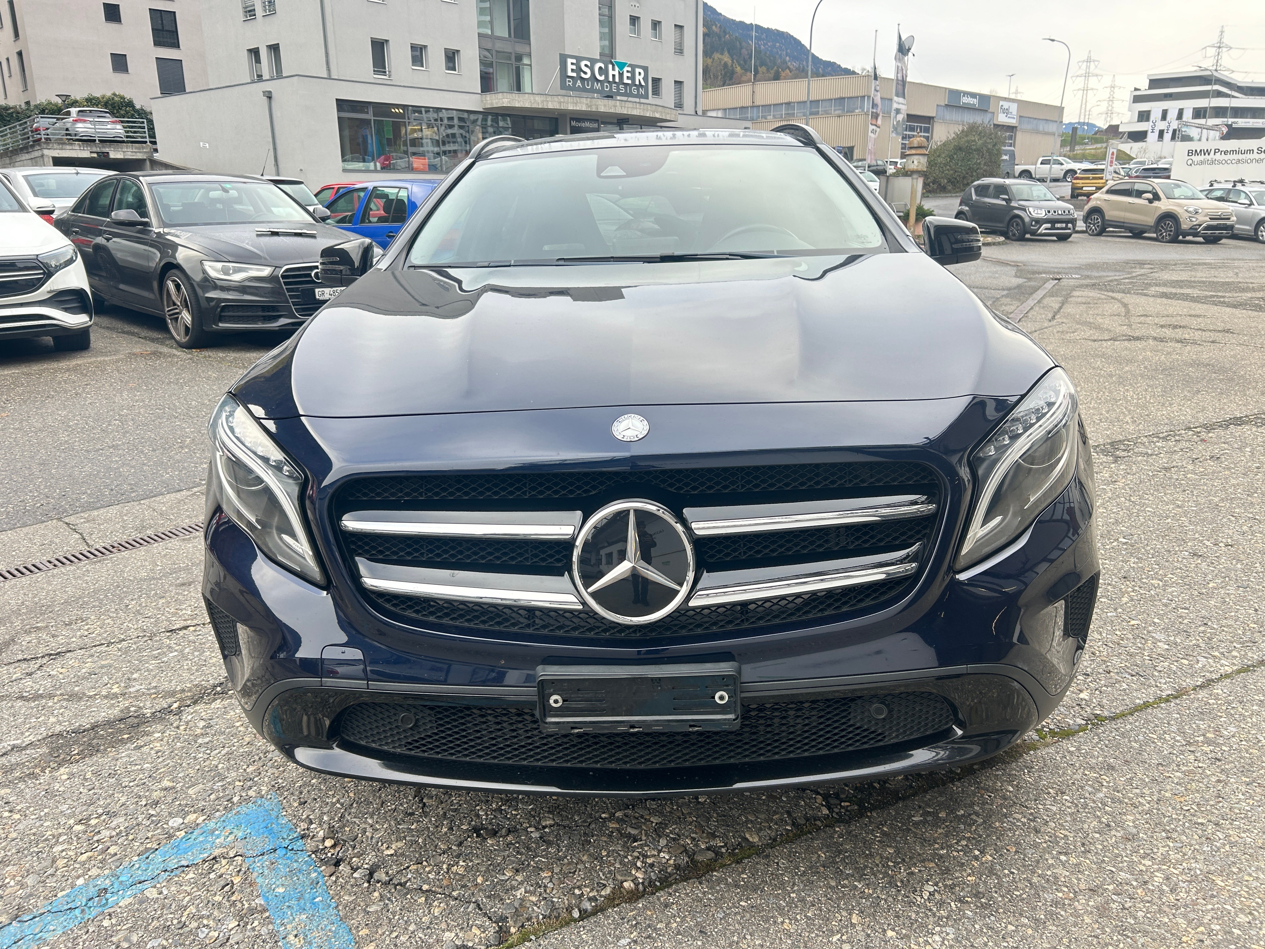 MERCEDES-BENZ GLA 200 CDI Swiss Star Edition AMG Line 4Matic 7G-DCT