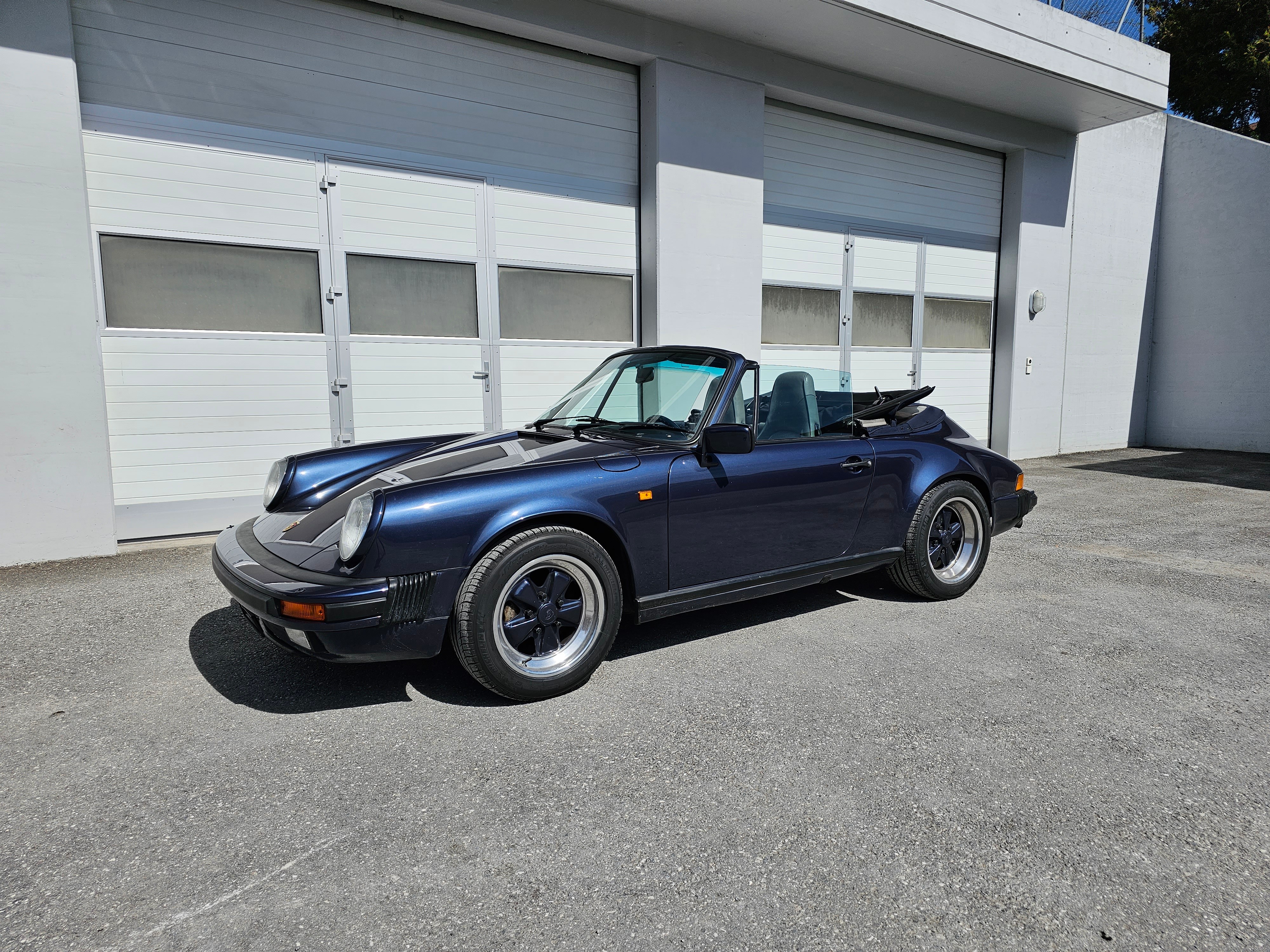 PORSCHE 911 Carrera Cabrio