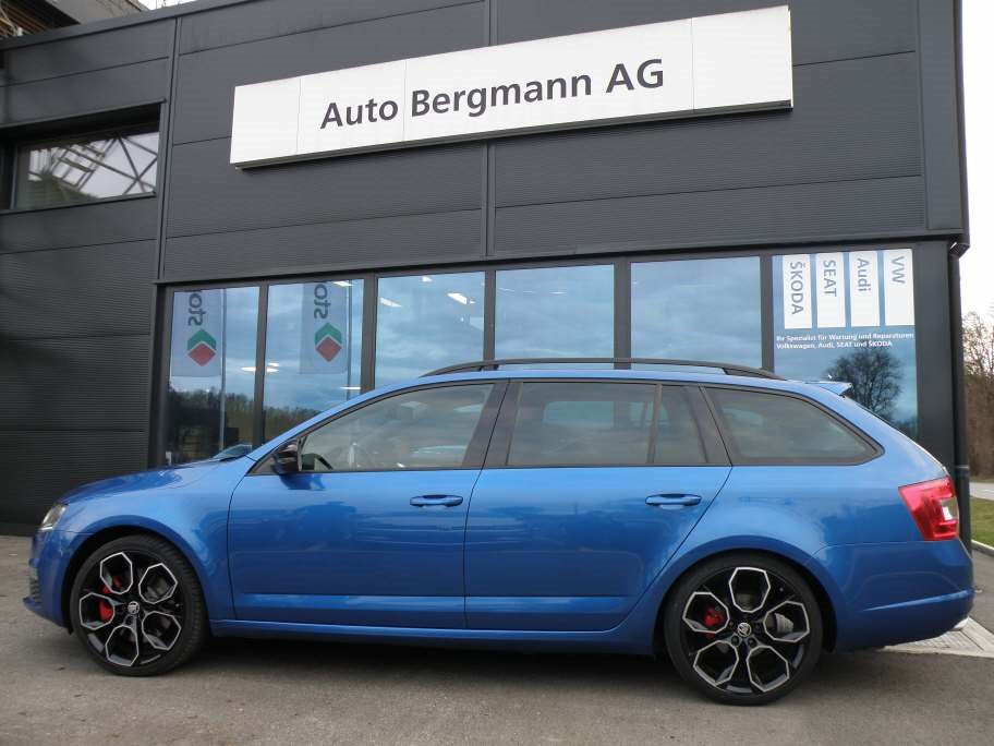 SKODA Octavia Combi 2.0 TDI 184 RS DSG