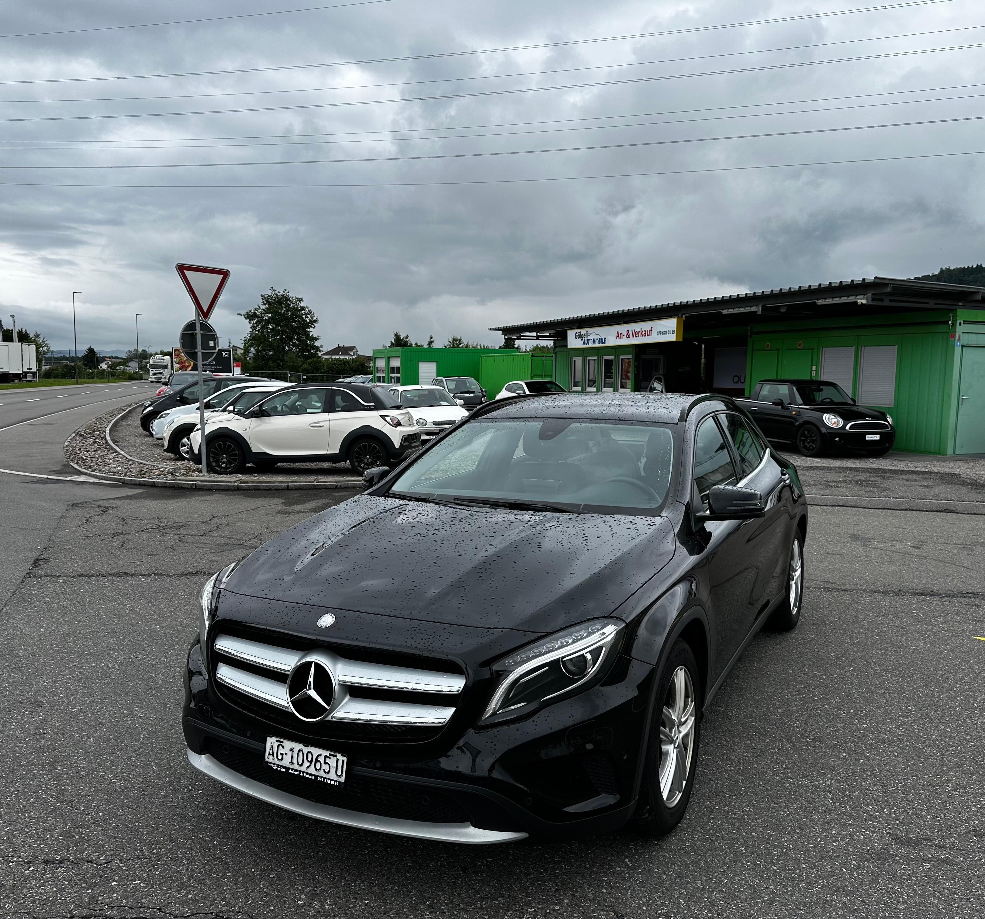 MERCEDES-BENZ GLA 220 d 4Matic 7G-DCT