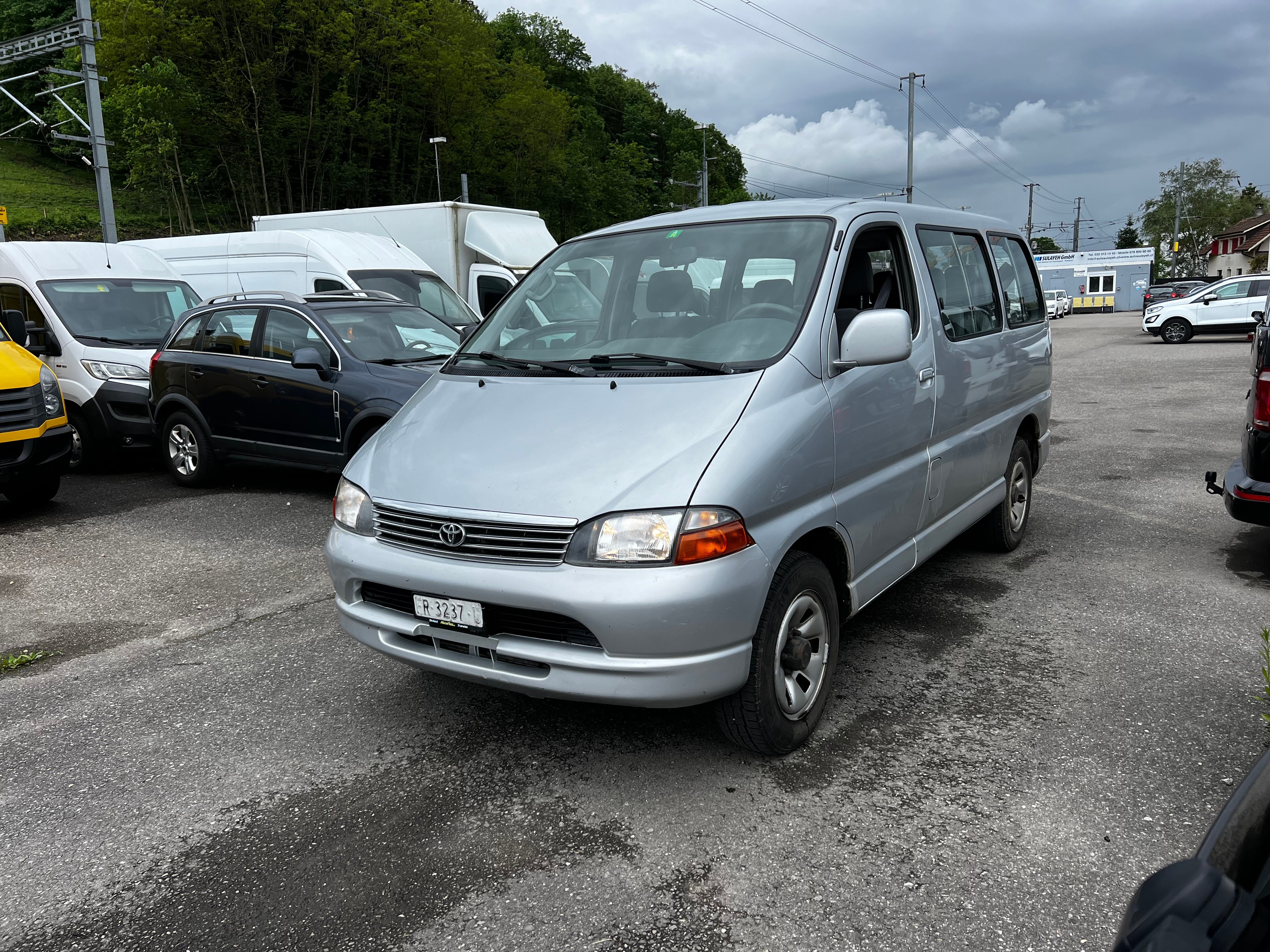 TOYOTA Hiace 2.7 GL Wagon 4x4