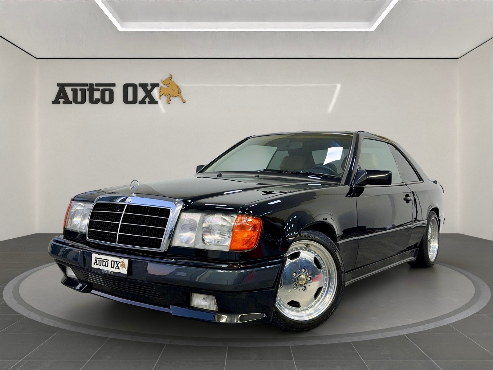 MERCEDES-BENZ 300 CE AMG