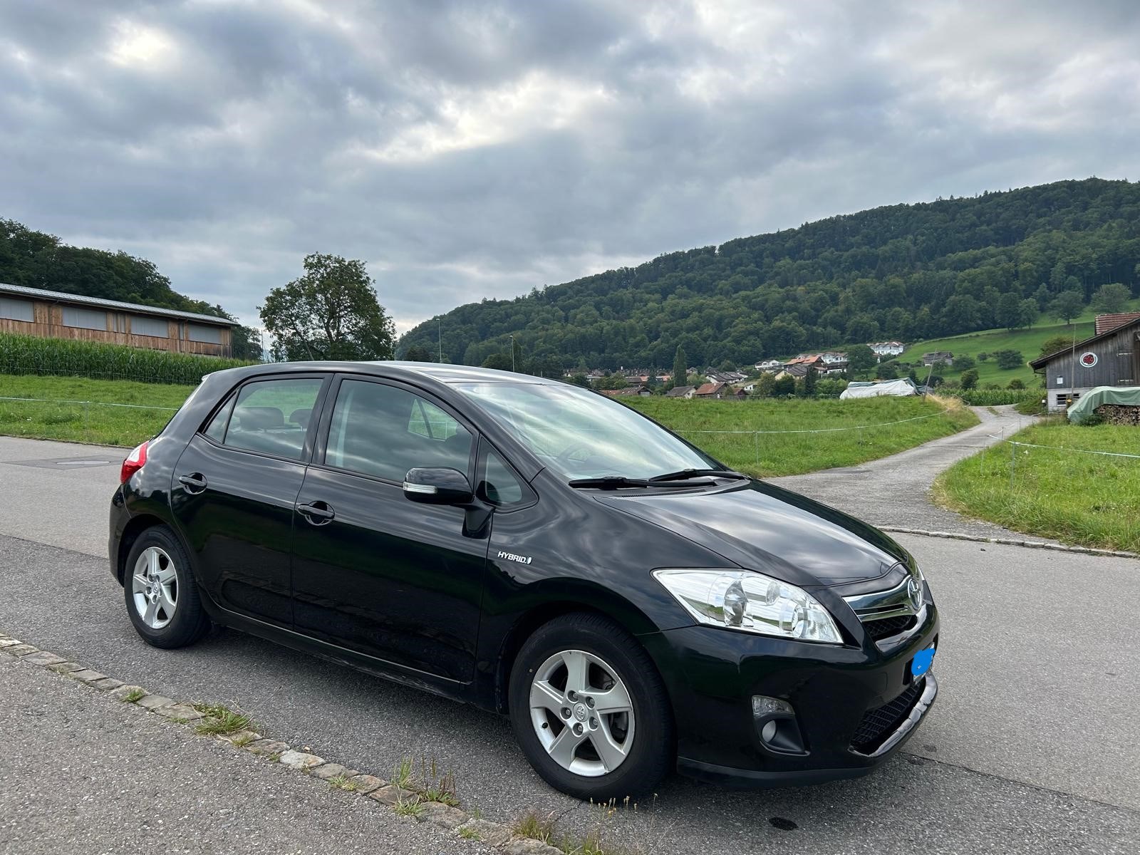 TOYOTA Auris 1.8 16V HSD Linea Luna