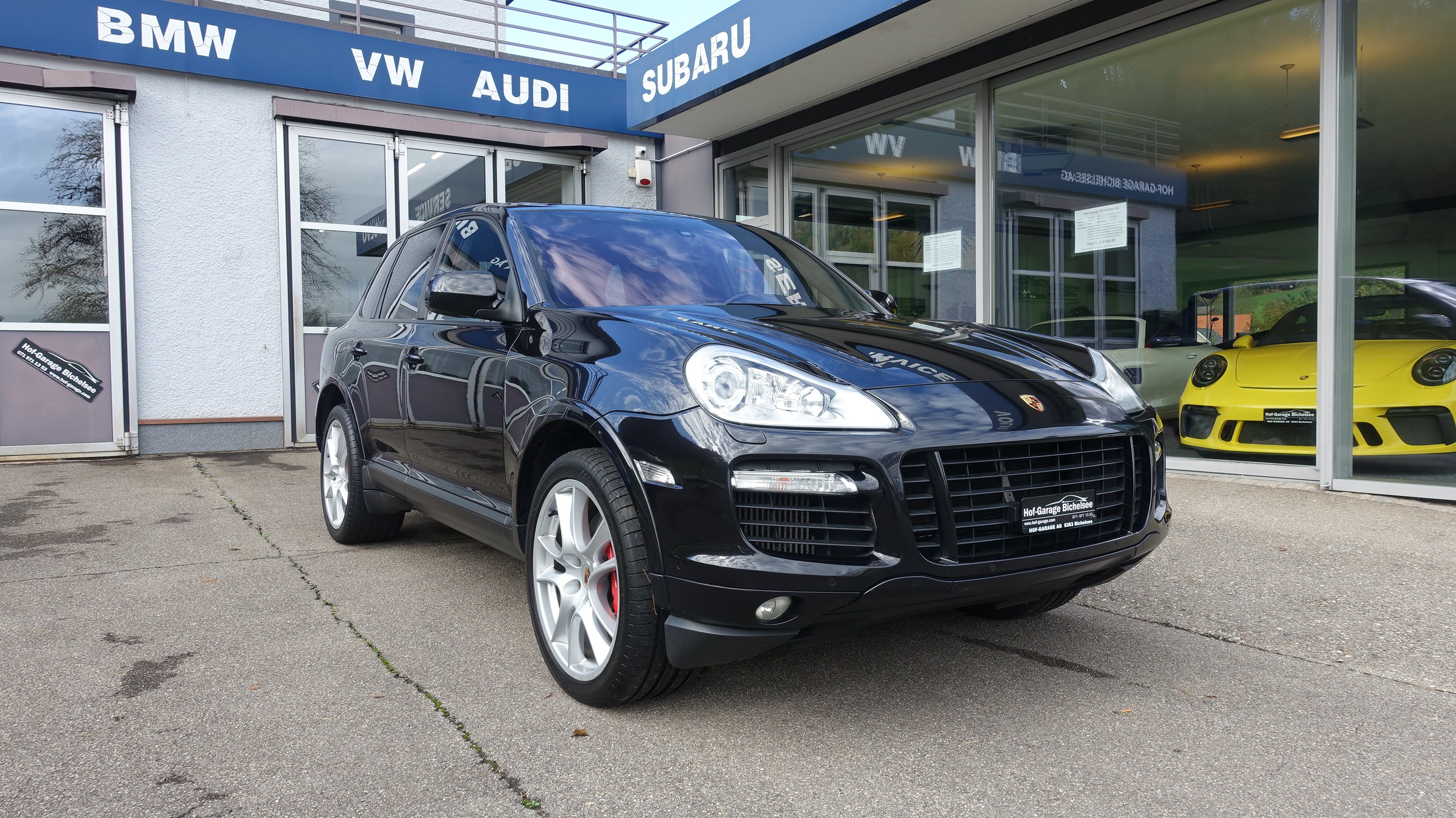 PORSCHE Cayenne Turbo