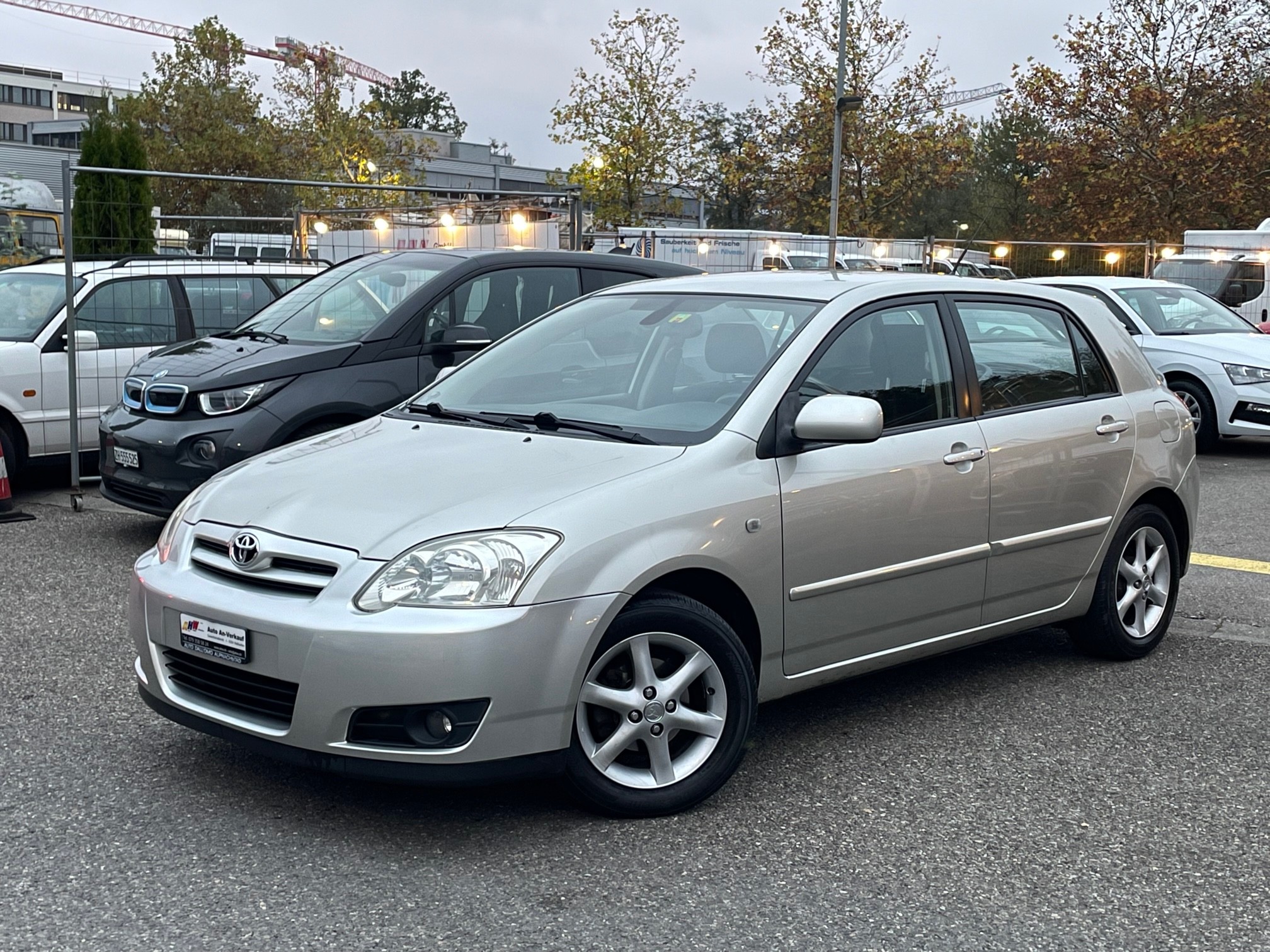 TOYOTA Corolla 1.6 Linea Sol / Frisch ab MFK & Service / 8-fach bereift / 1.Hand / Dachträger