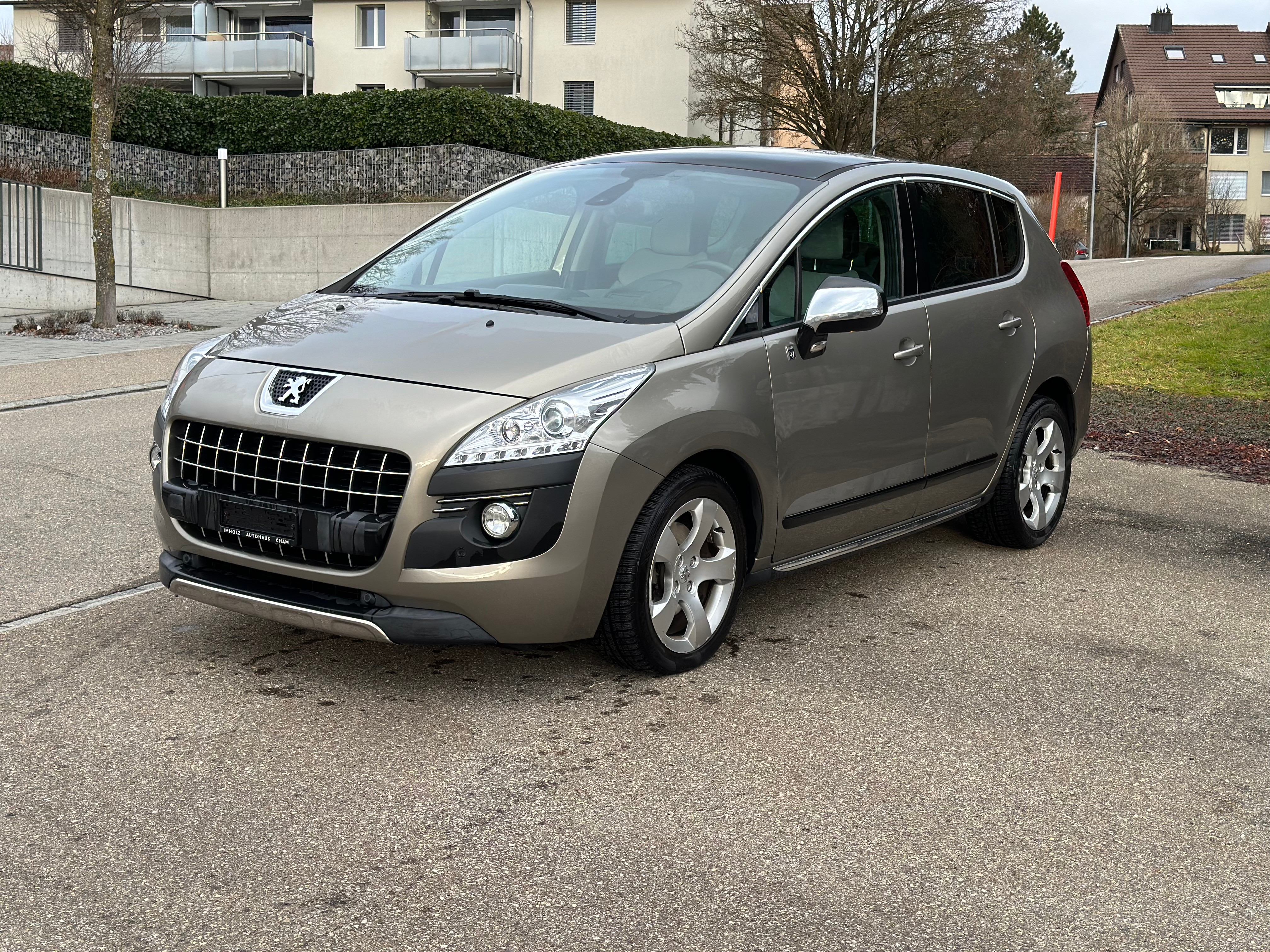 PEUGEOT 3008 HYbrid4 2.0 HDI EGS6