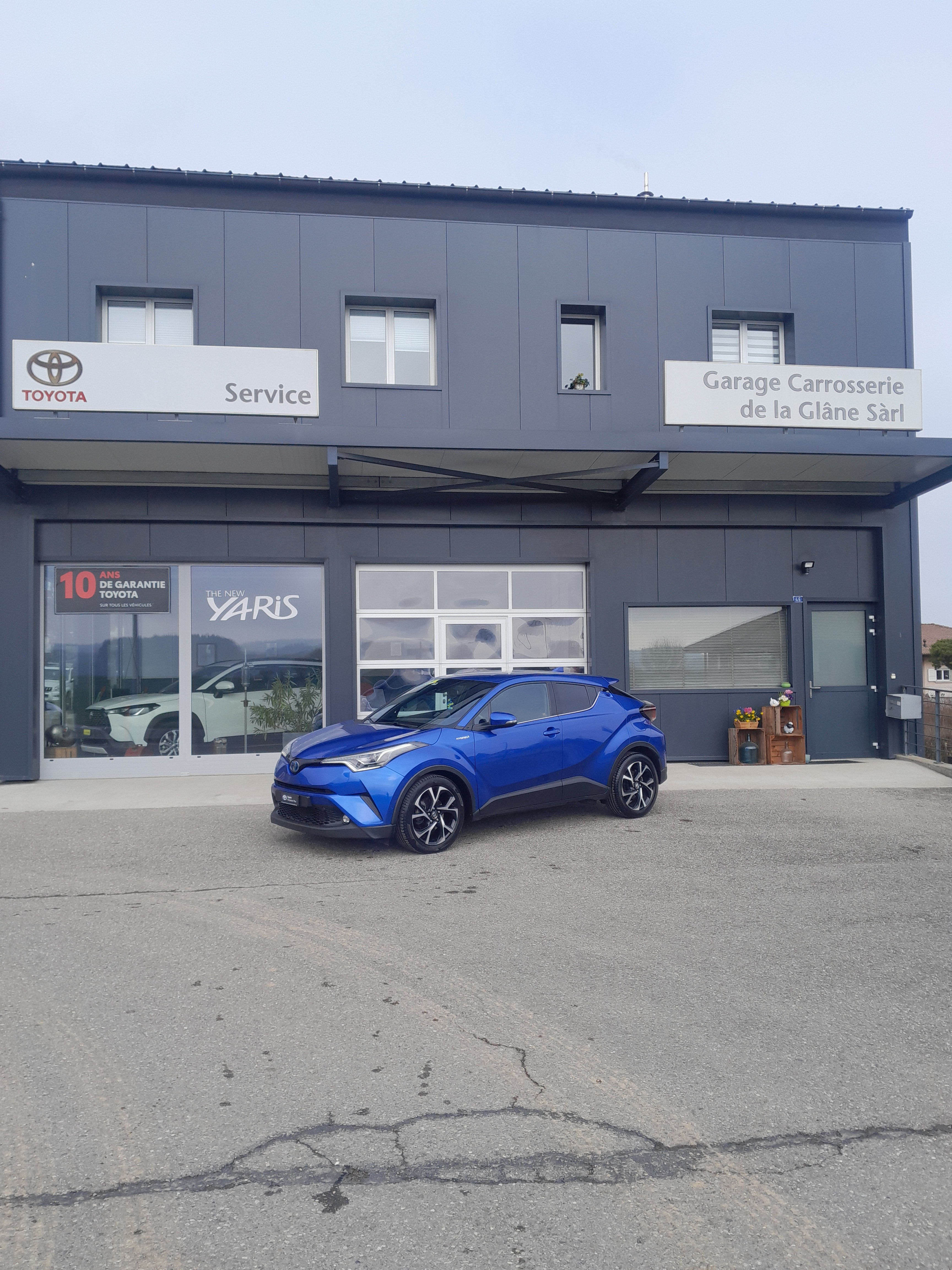 TOYOTA C-HR 1.8 HSD CVT Trend