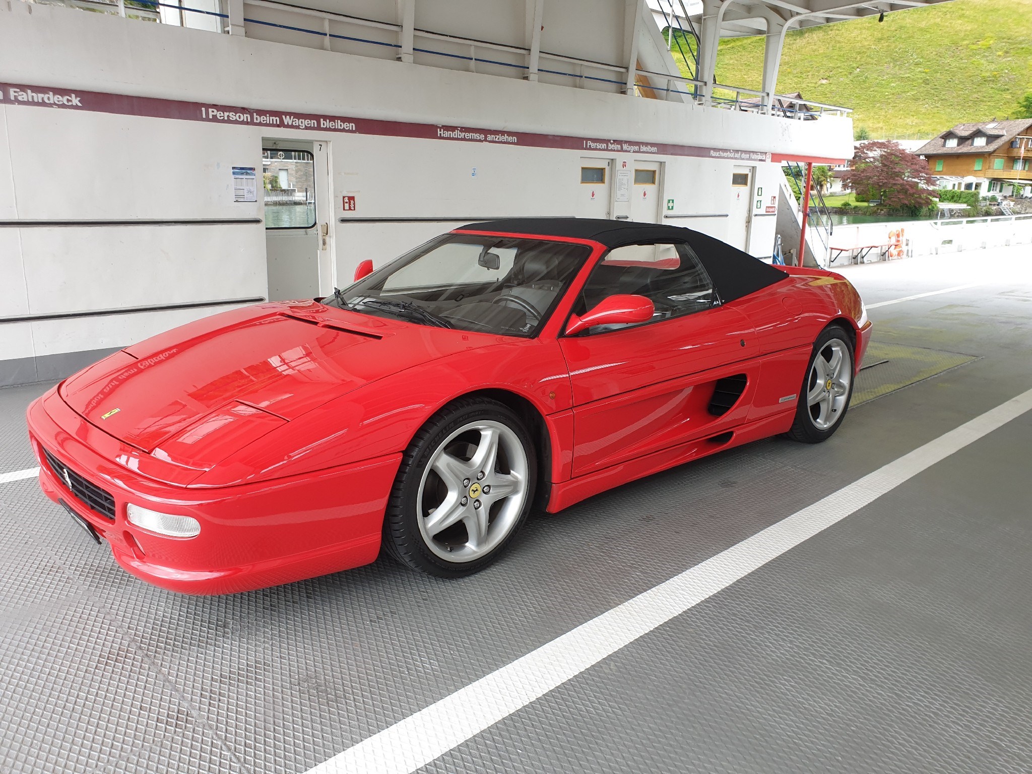 FERRARI F355 Spider