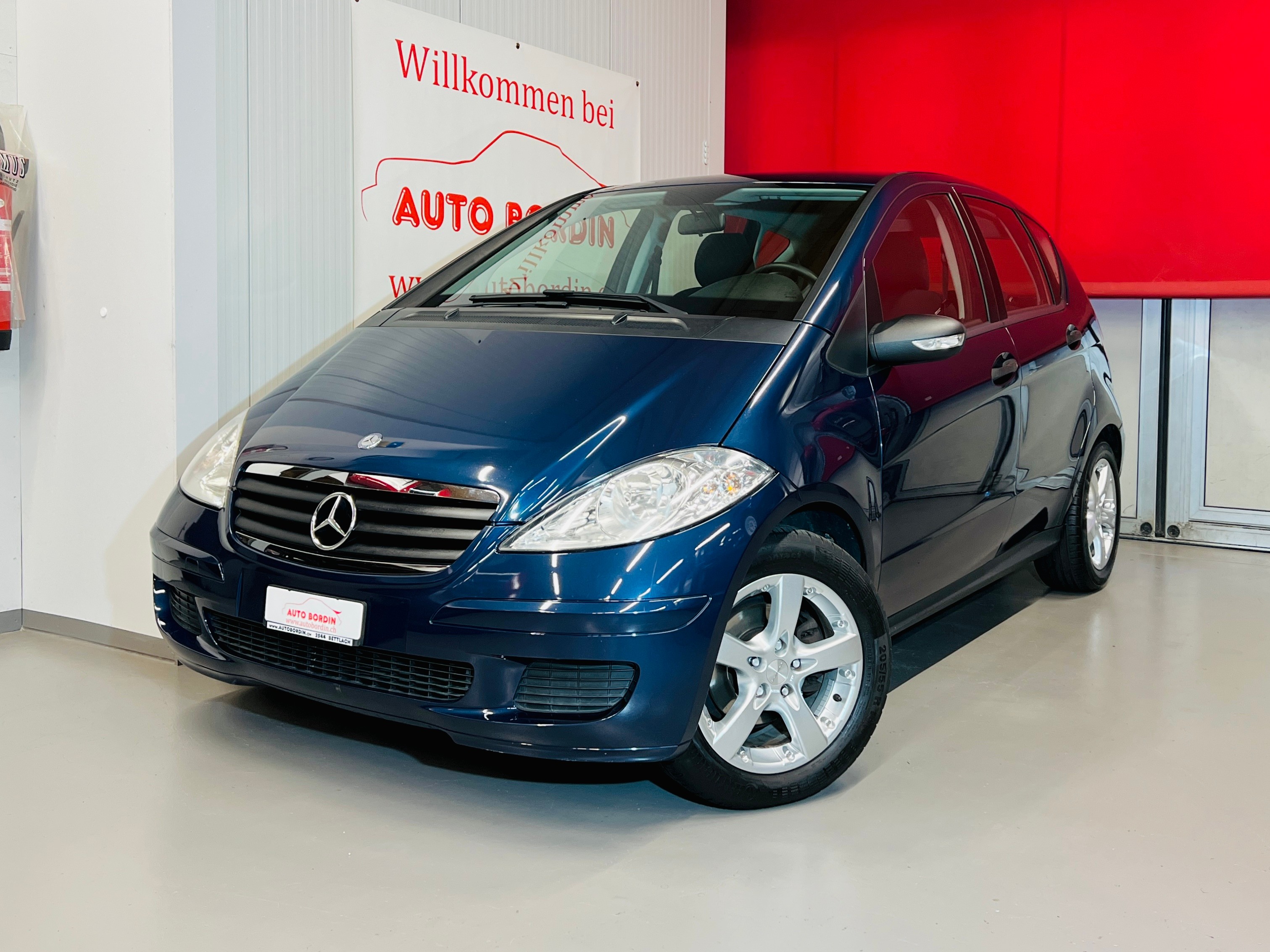 MERCEDES-BENZ A 150 „atollblau metallic”