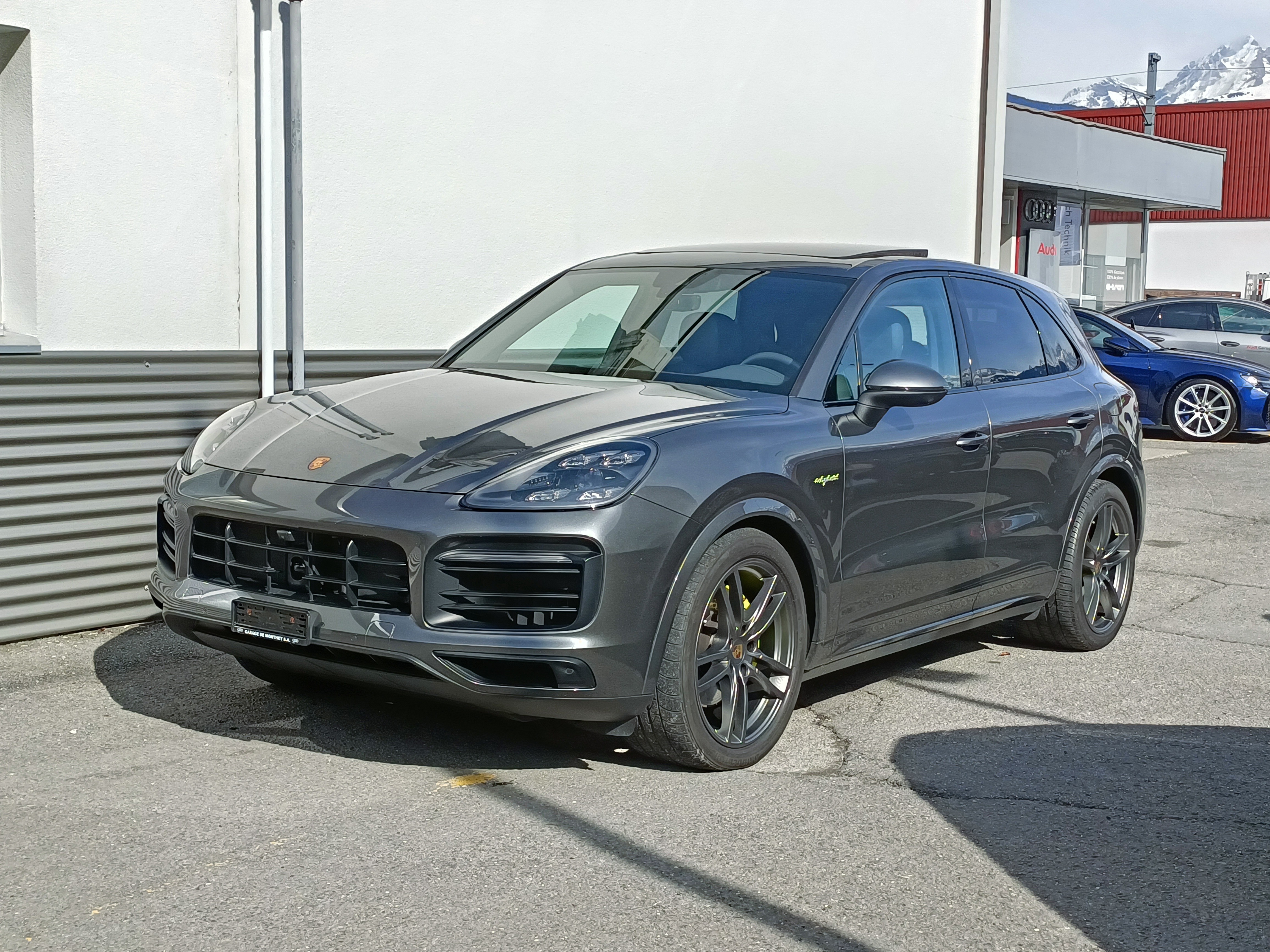 PORSCHE Cayenne E-Hybrid