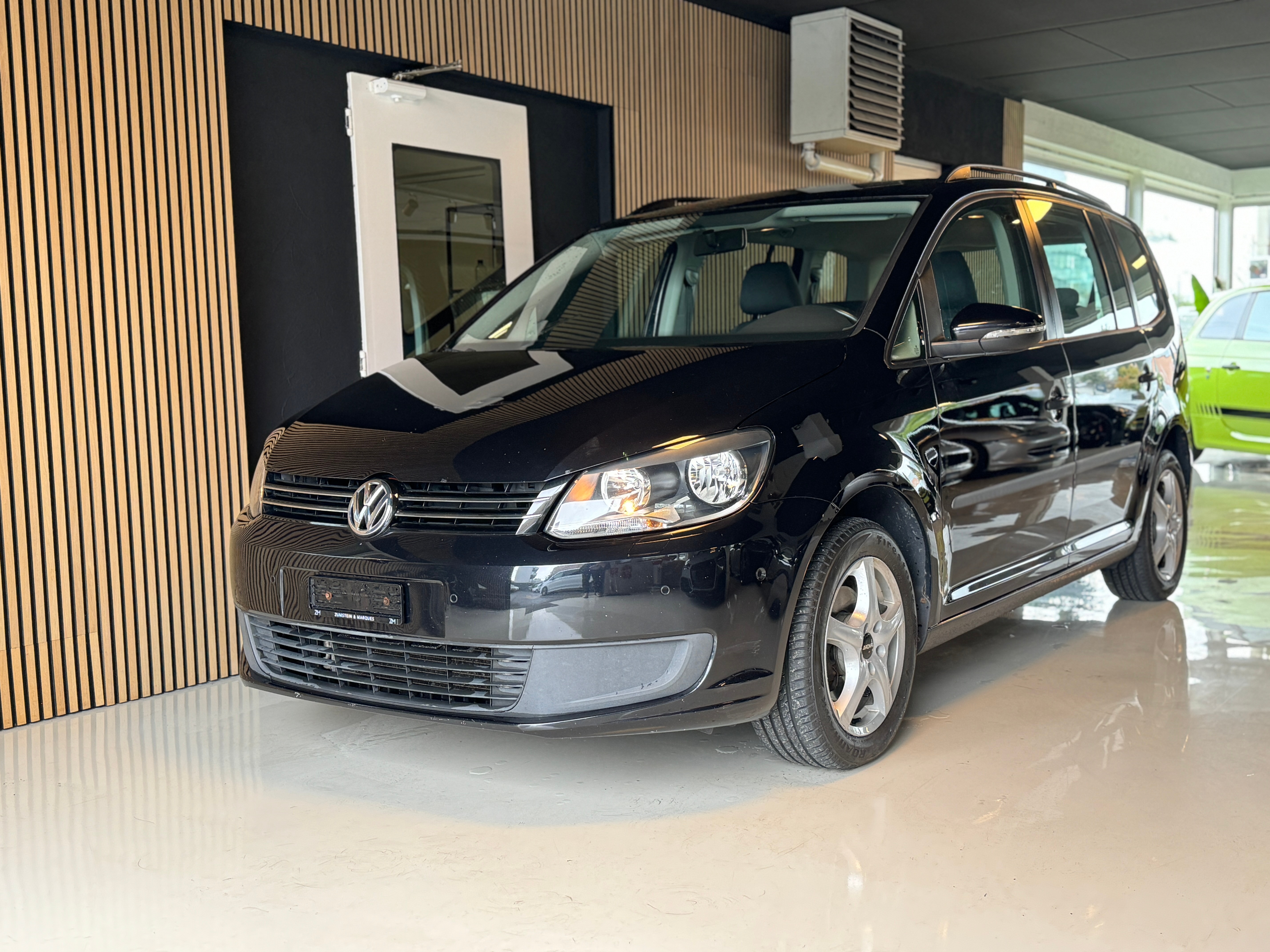 VW Touran 1.6 TDI Highline DSG