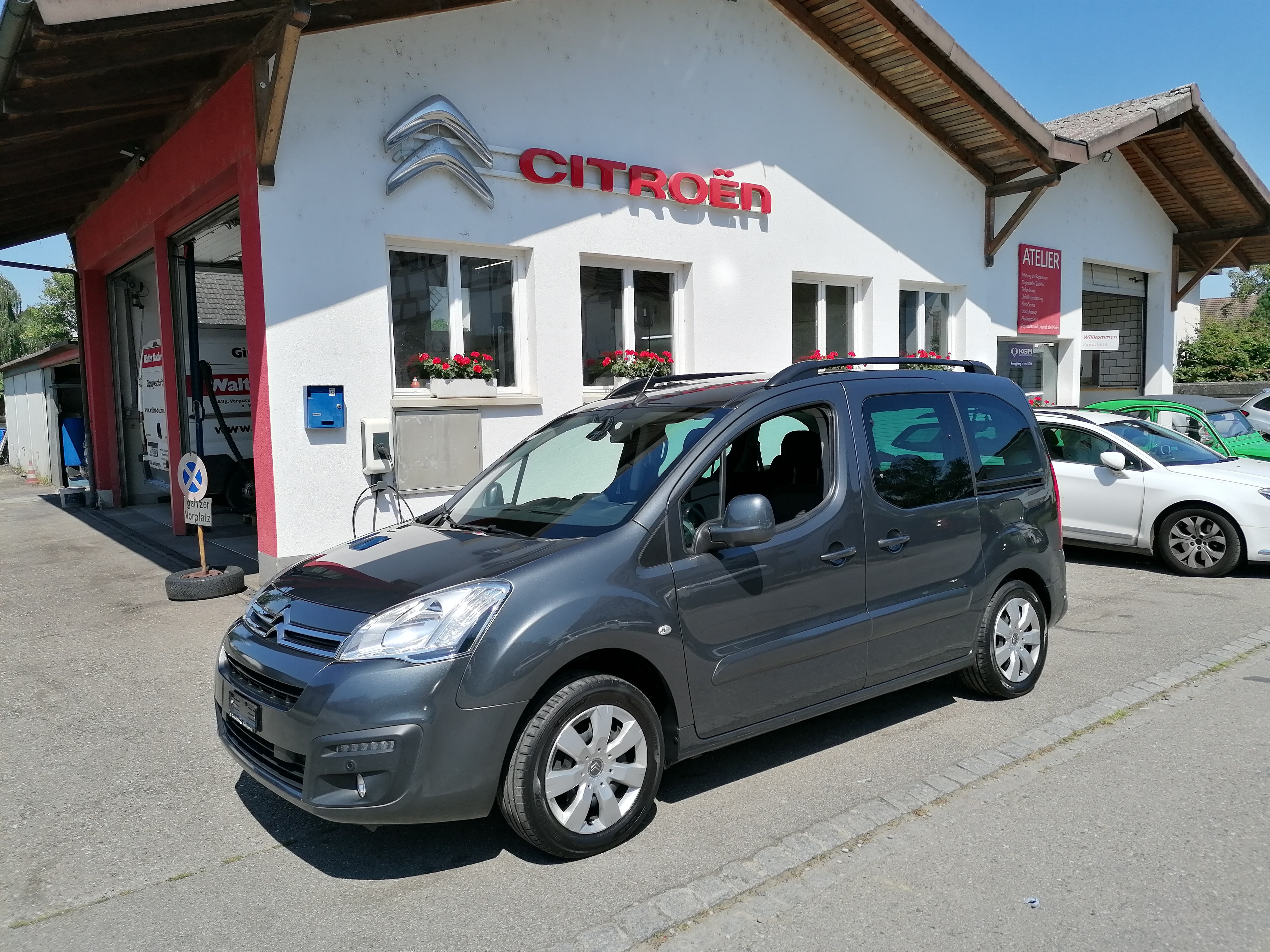 CITROEN Berlingo 1.2i Shine