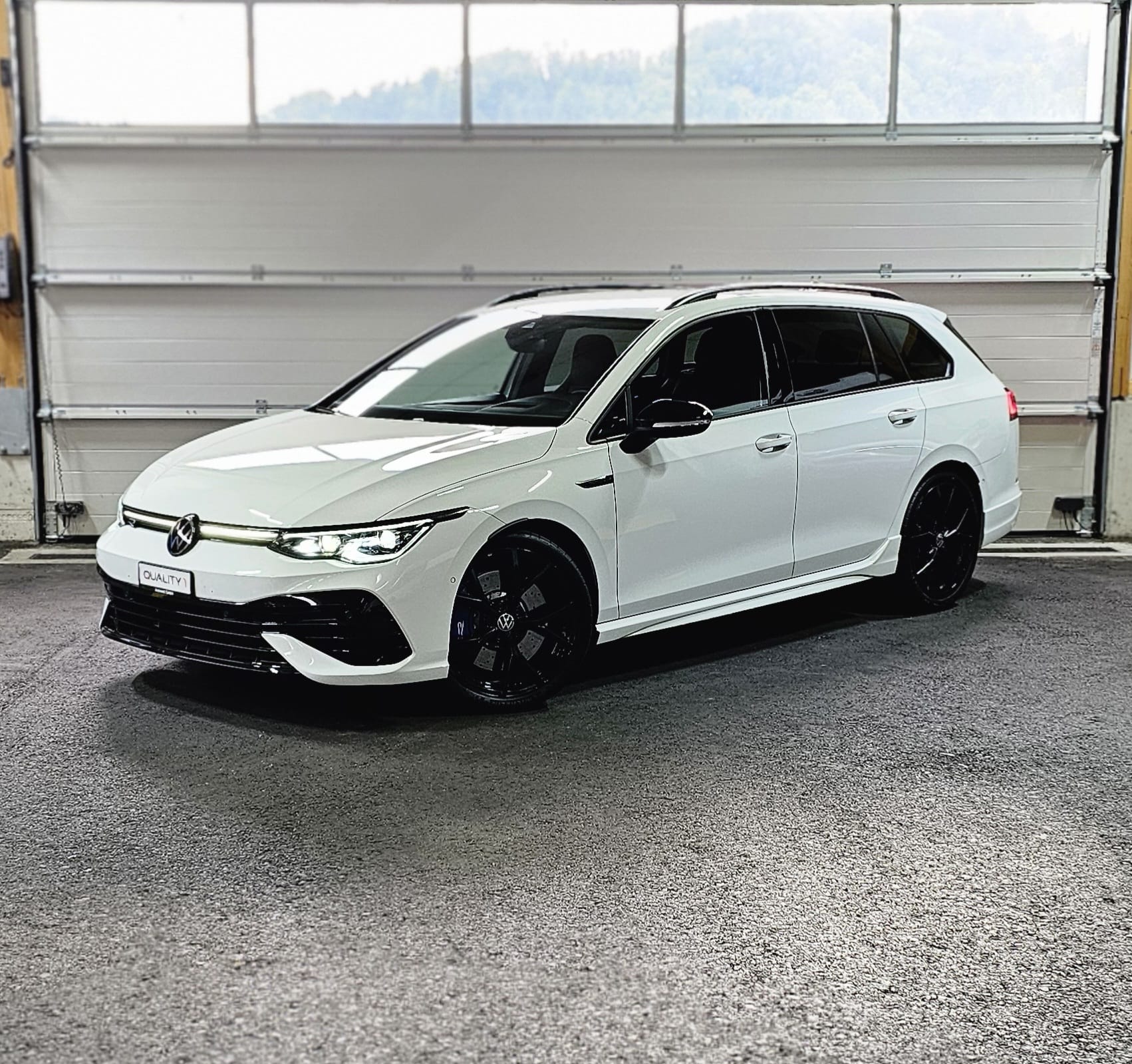 VW Golf Variant 2.0 TSI R DSG 4Motion