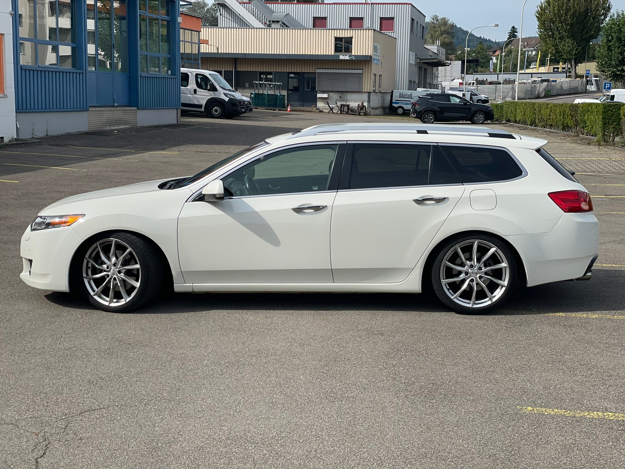 HONDA Accord Tourer 2.4i 16V Executive-Plus Automatic