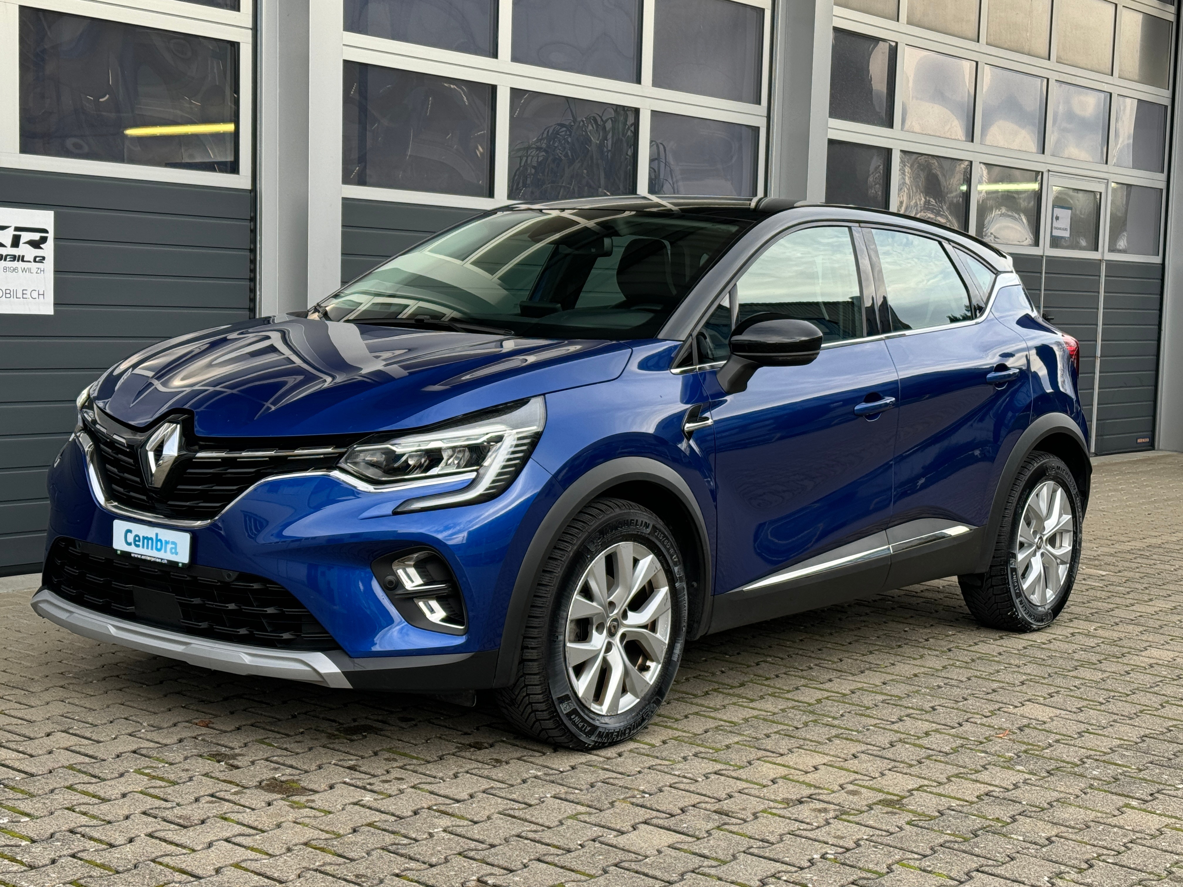 RENAULT Captur 1.3 TCe EDC Initiale Paris EDC