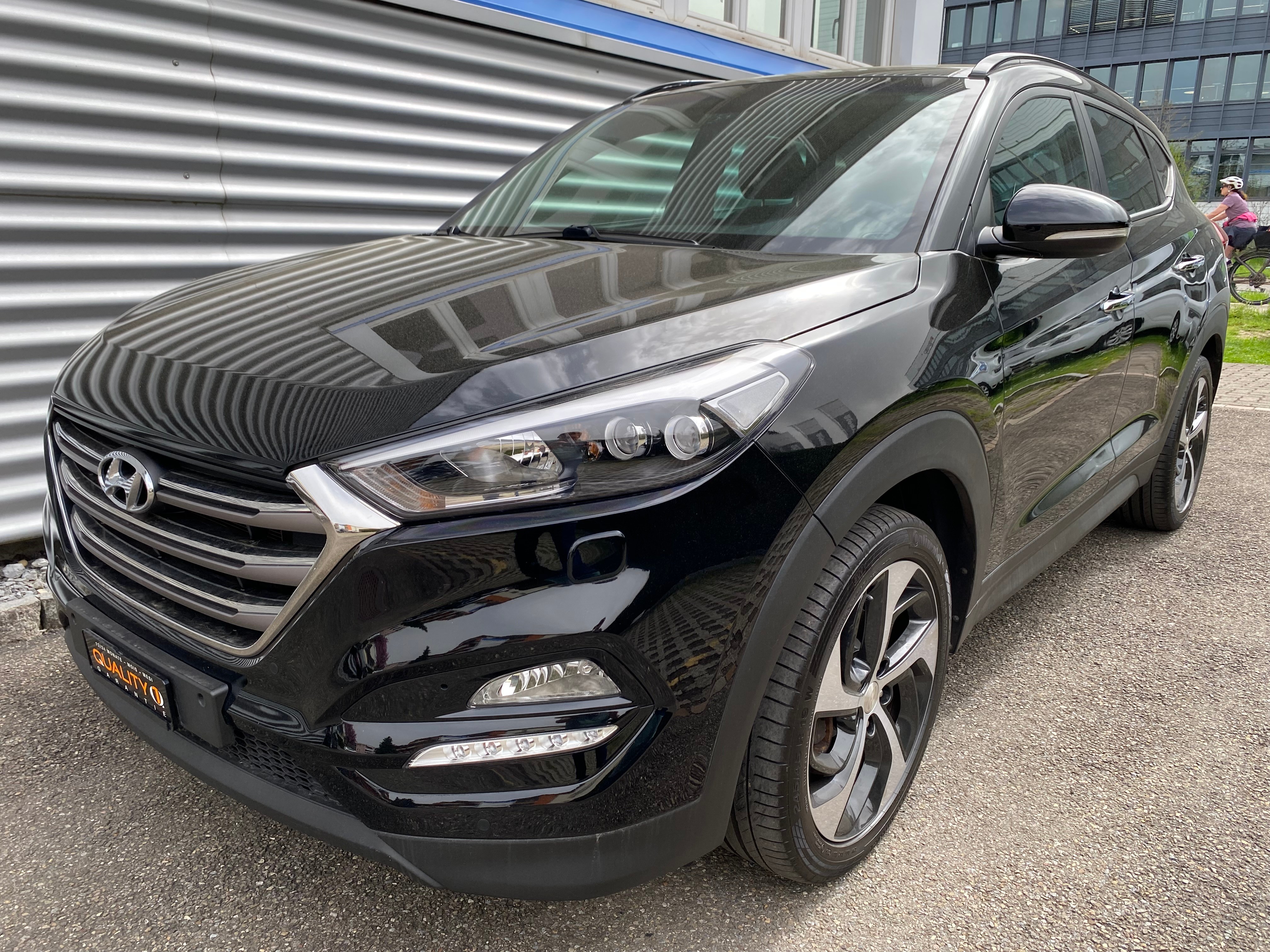 HYUNDAI Tucson 2.0 CRDI Launch Edition 4WD Automatic