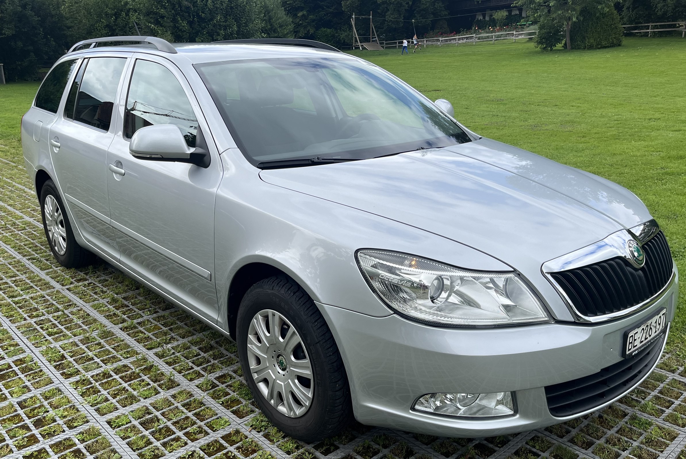 SKODA Octavia Combi 1.6 TDI Active