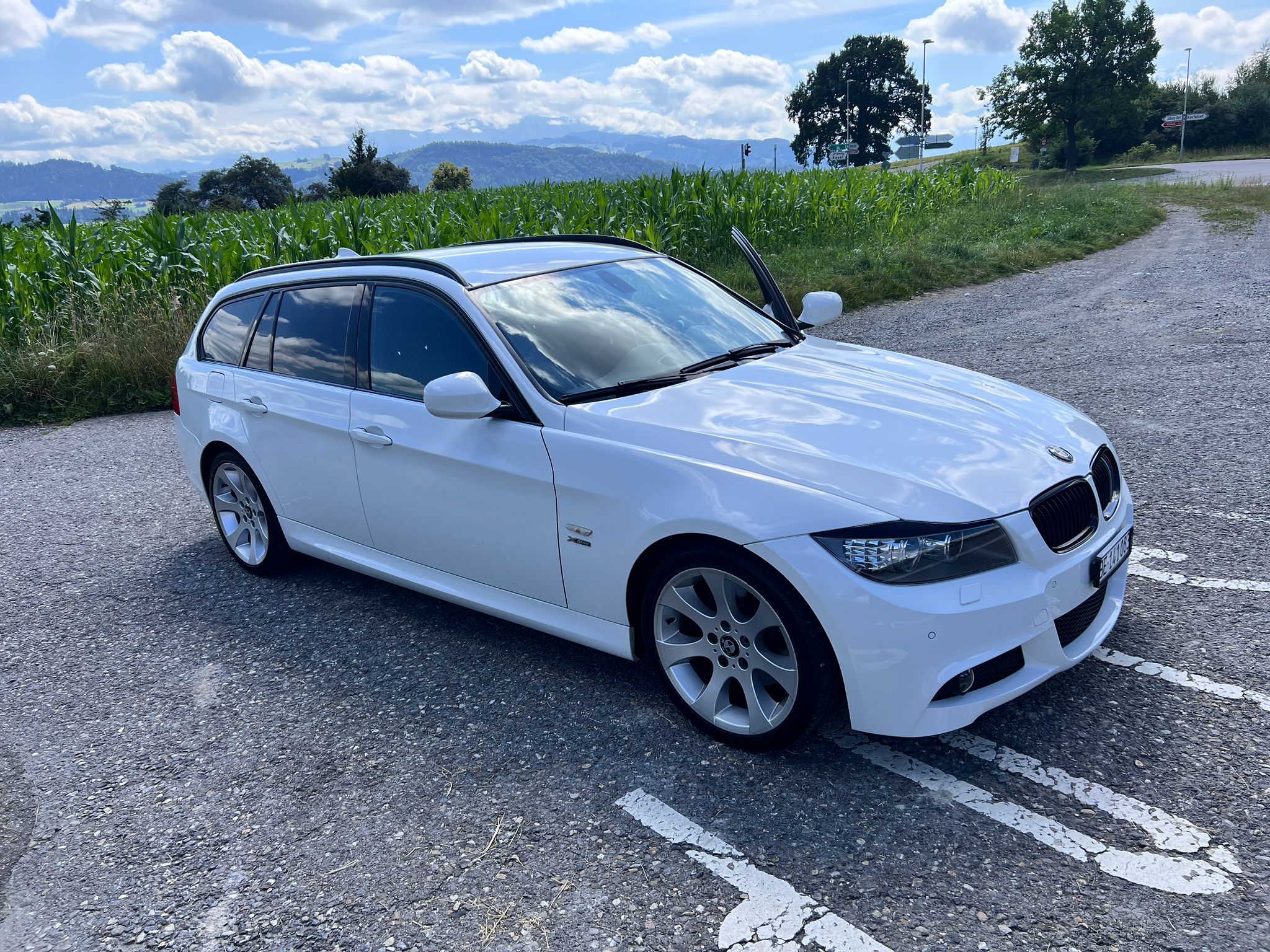 BMW 320d xDrive Touring Dynamic Edition Steptronic