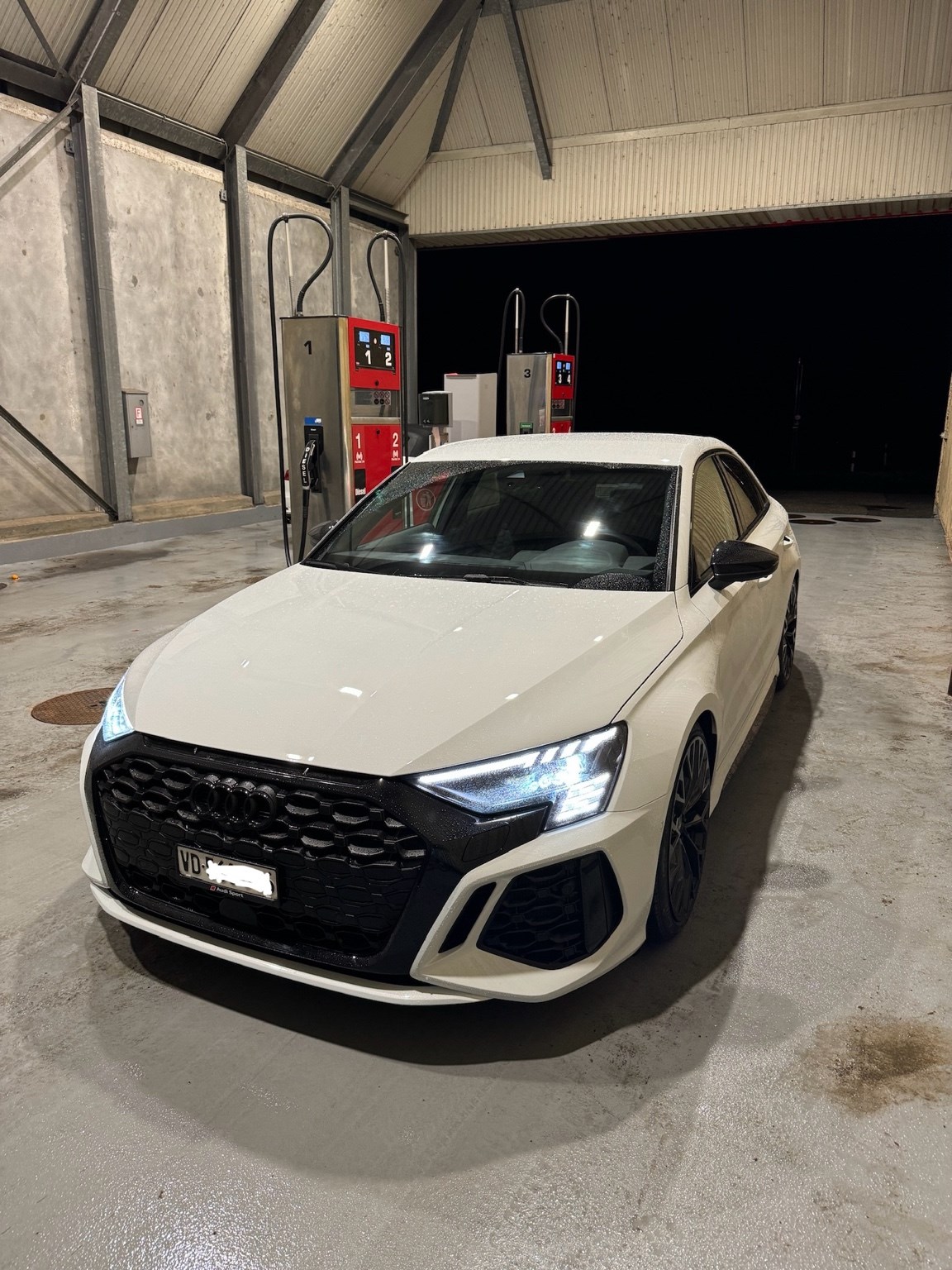 AUDI RS3 Limousine 2.5 TSI quattro S-tronic