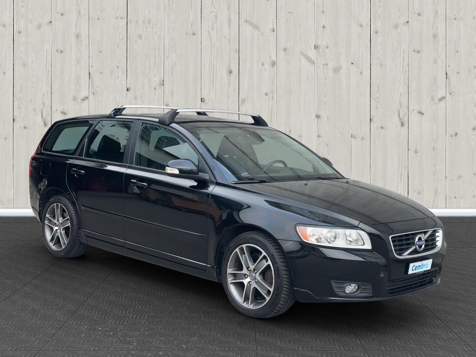 VOLVO V50 D3 Momentum Geartronic