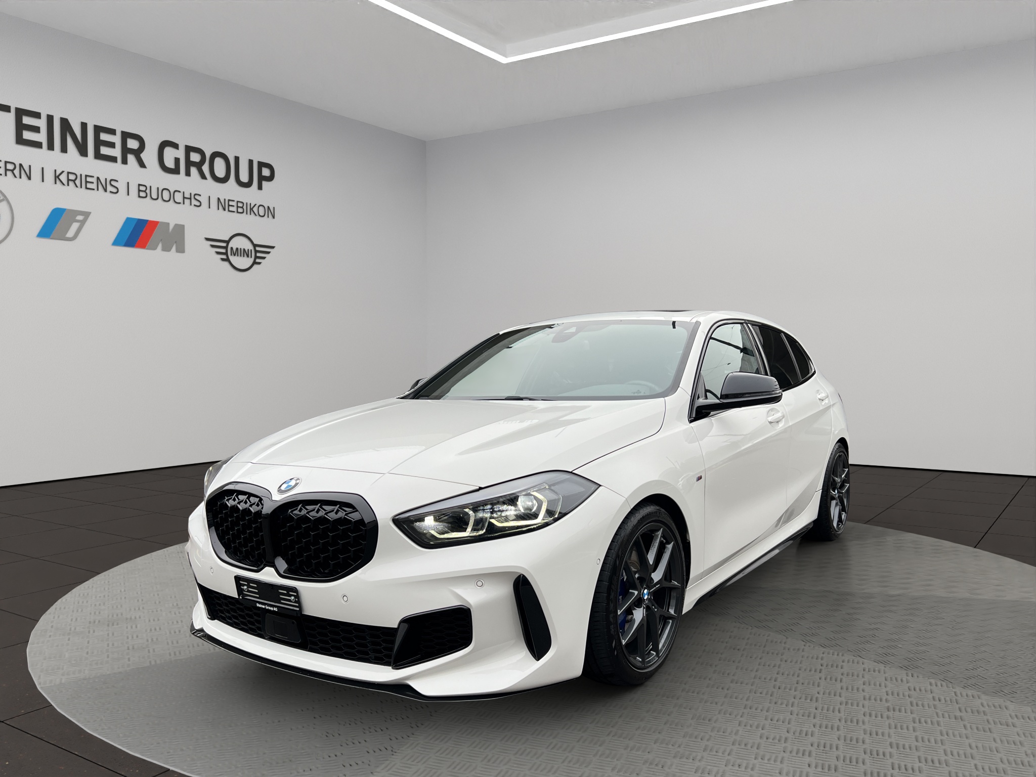 BMW M135i xDrive Steptronic