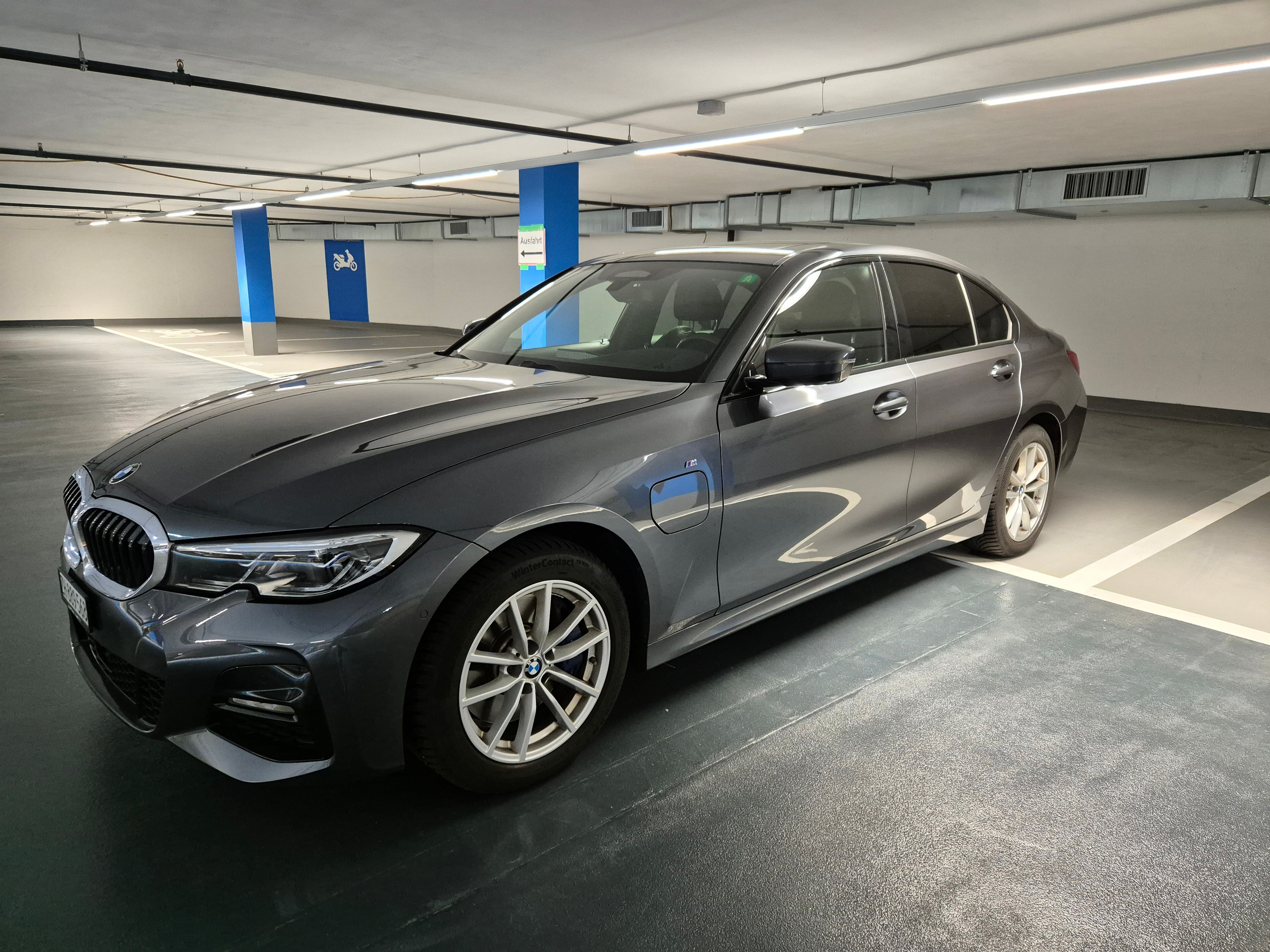 BMW 330e Steptronic M Sport