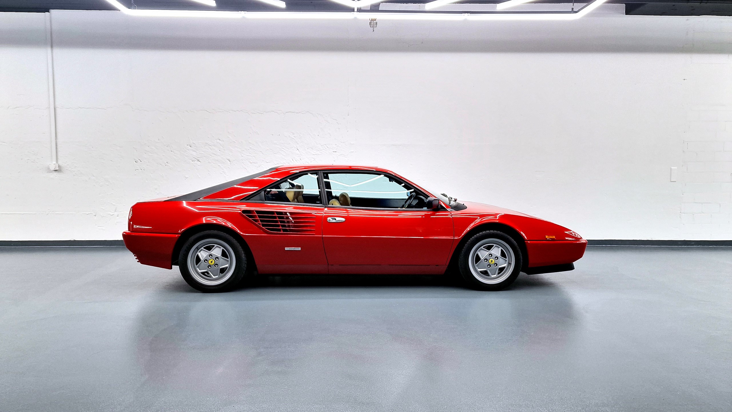 FERRARI Mondial 3.2