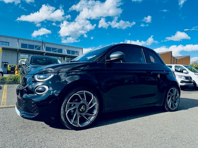 FIAT Abarth 500e Turismo