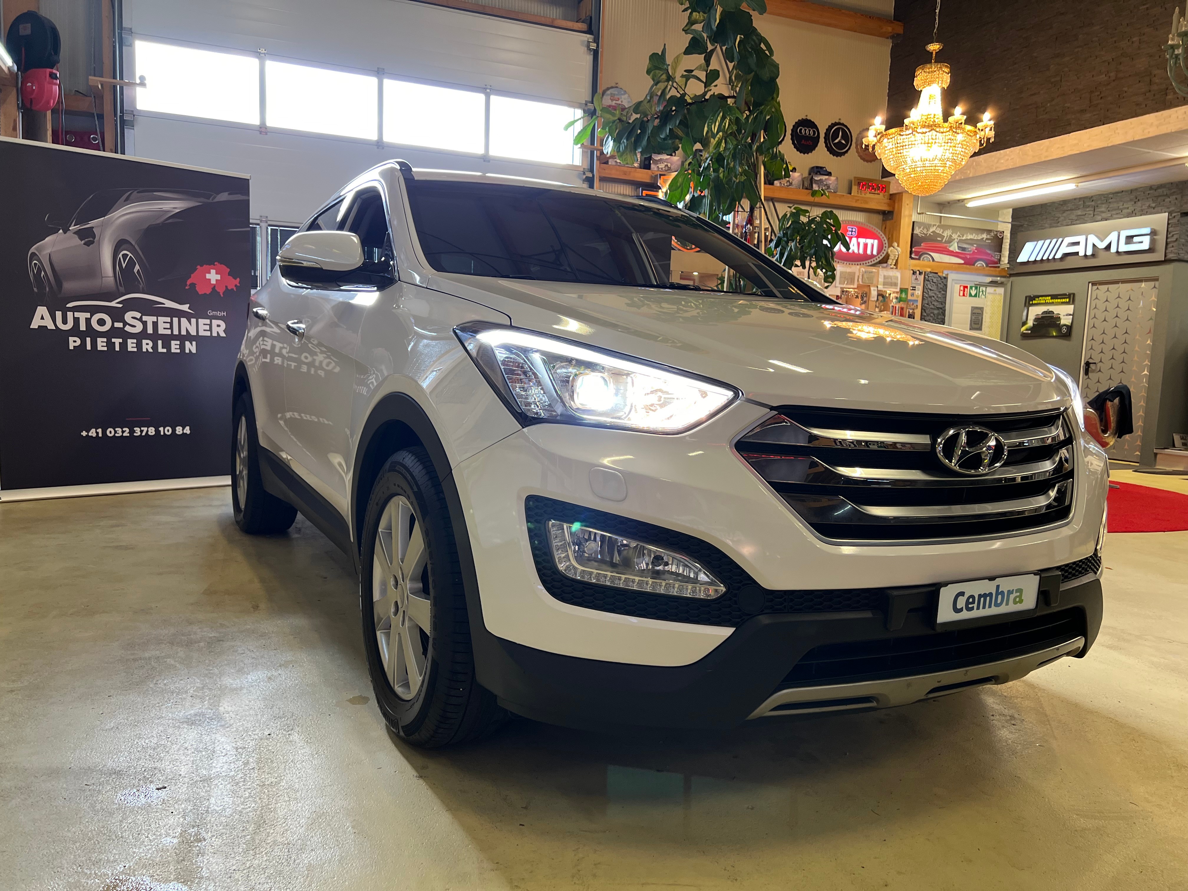 HYUNDAI 7 PLÄTZER SANTA FE 2.2 CRDI PREMIUM 4WD MIT LEDER AUSSTATTUNG.