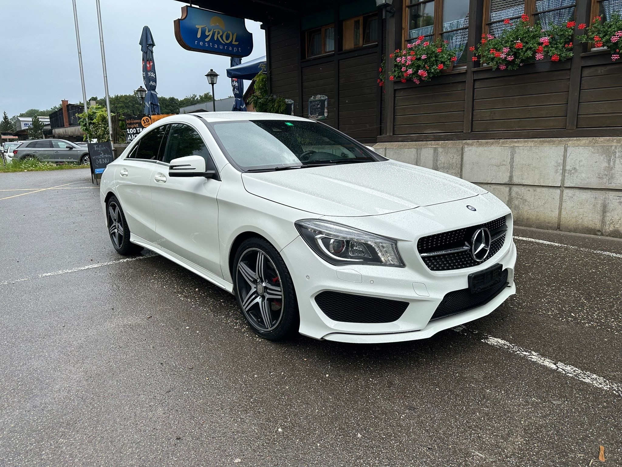 MERCEDES-BENZ CLA 250 Sport 7G-DCT 4Matic