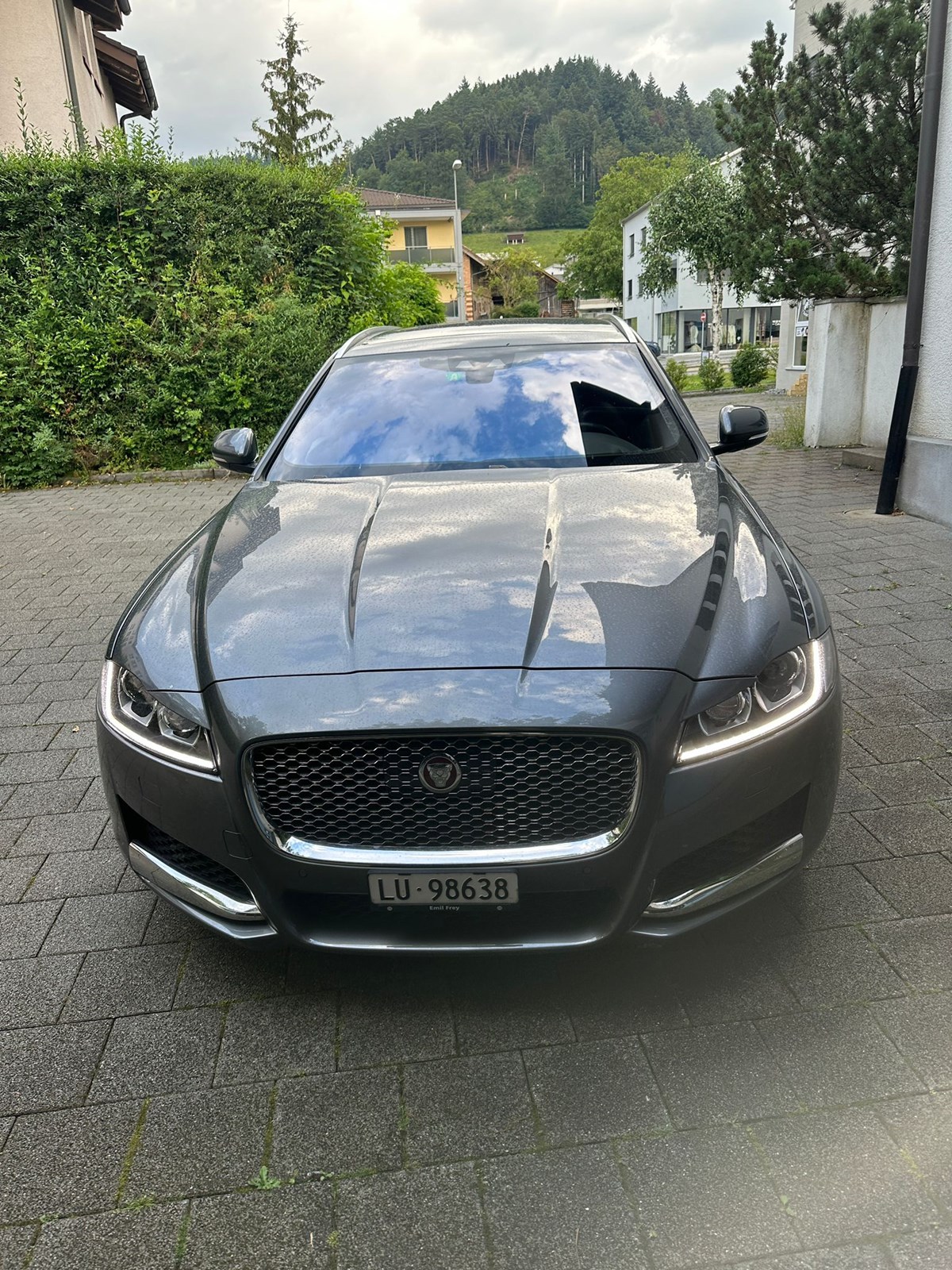 JAGUAR XF Sportbrake 25d Portfolio AWD Automatic