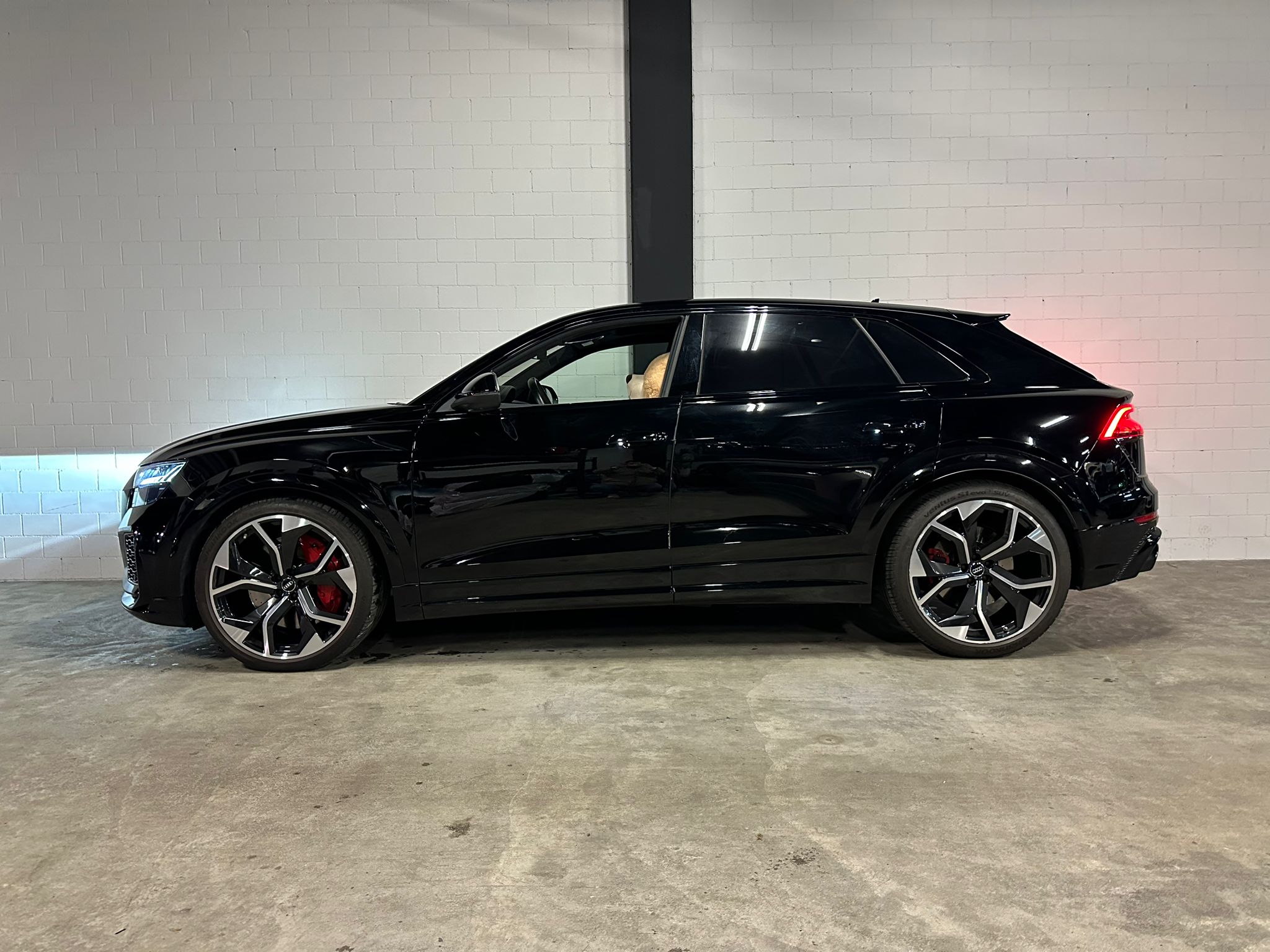 AUDI RSQ8 quattro tiptronic Traumausstattung