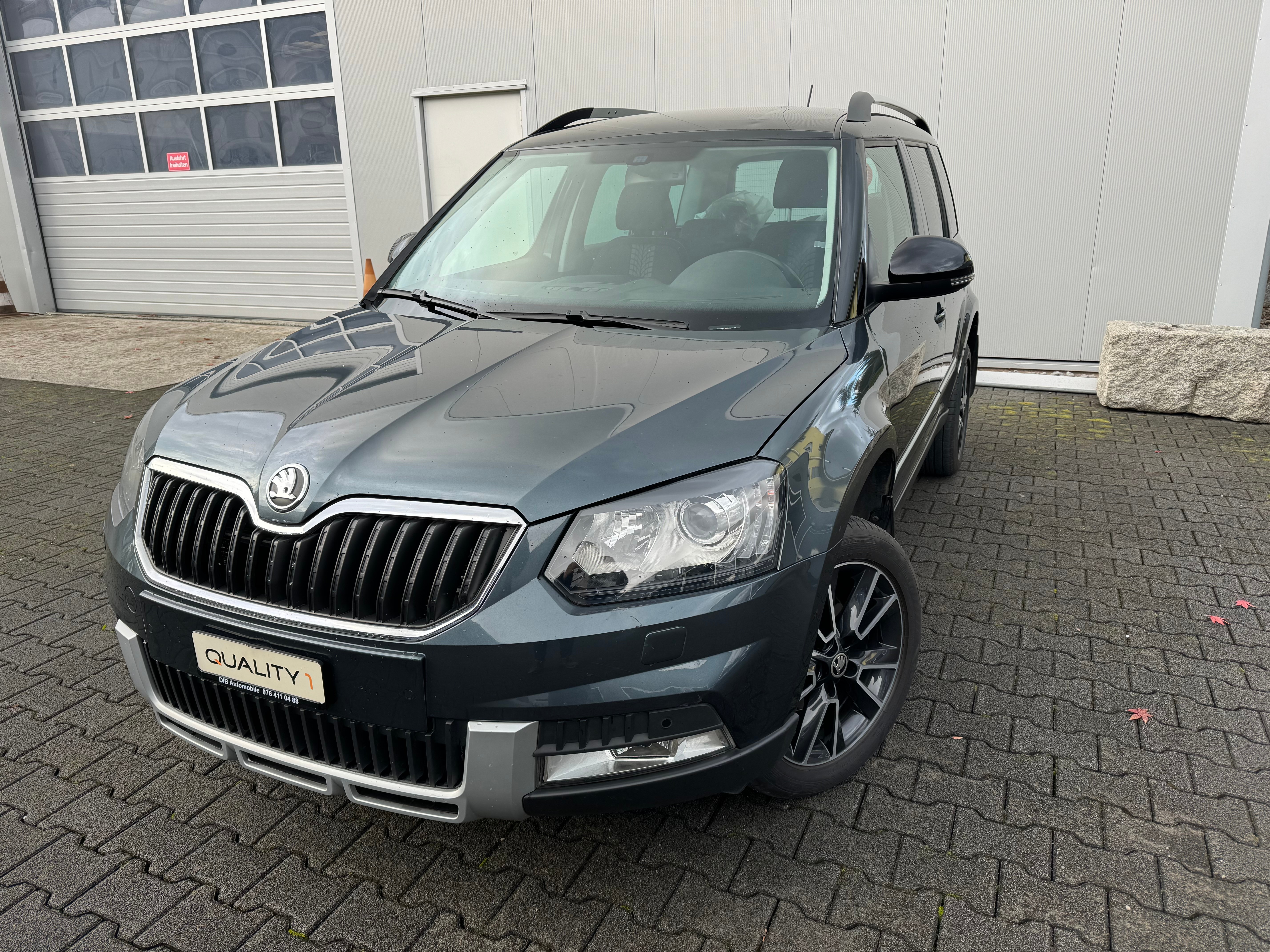 SKODA Yeti 1.8 TSI Adventure II 4x4 DSG*ANHÄNGERKUPPLUNG 1800 KG*