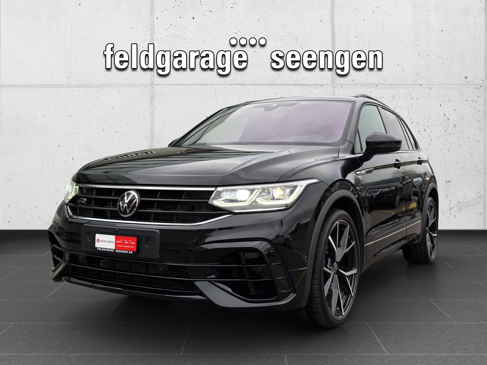 VW Tiguan 2.0TSI R 4Motion DSG mit AHK & Panorama-Glasschiebedach